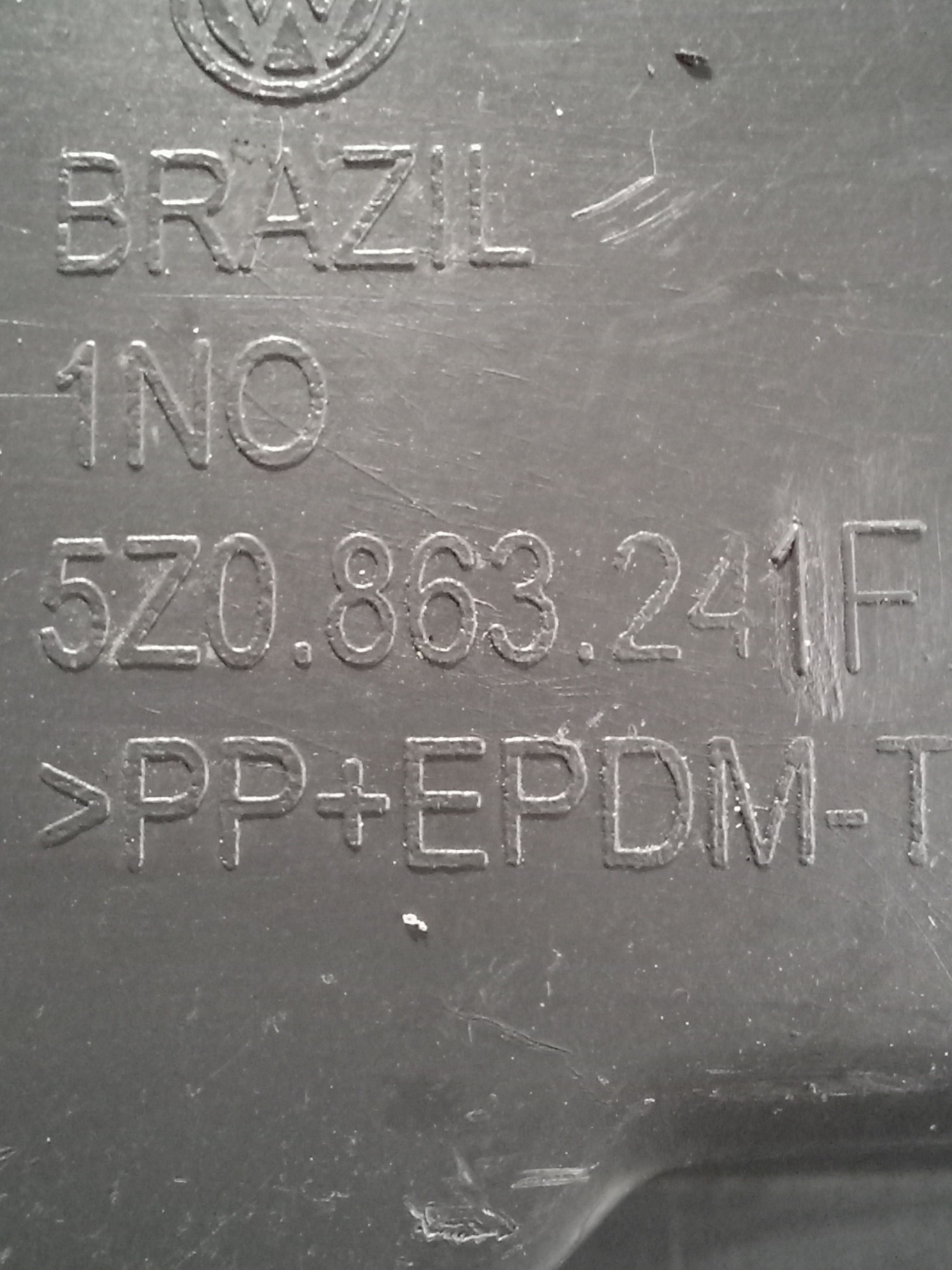 Moldura Console Central Vw Crossfox 2011 5z0863241 3