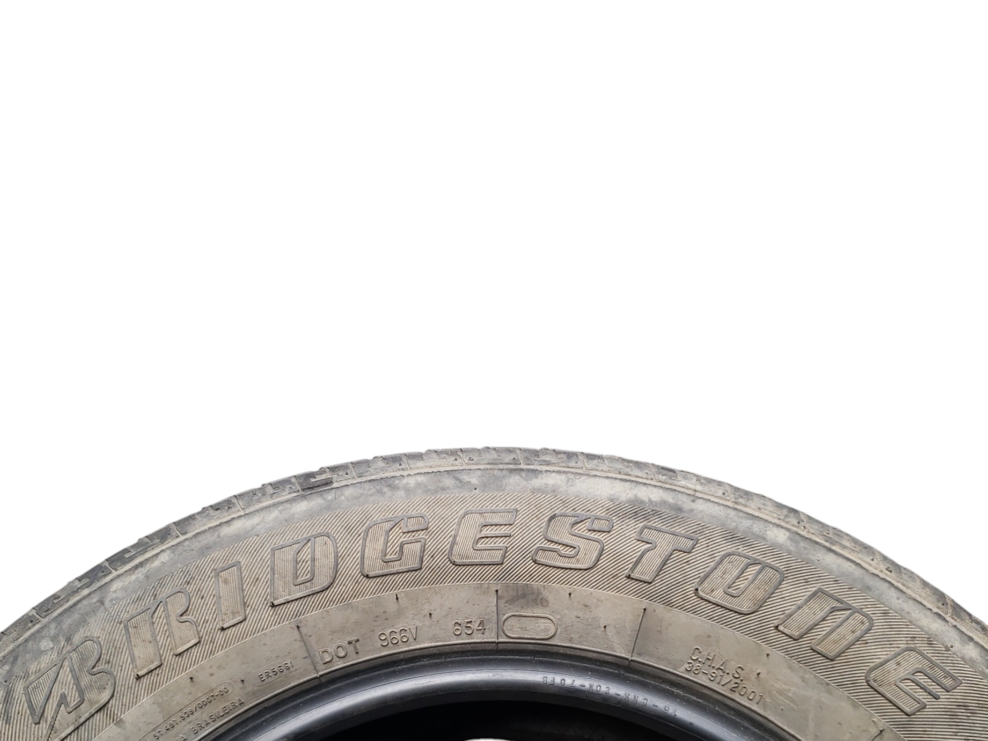 Pneu Usado 215 65 R16 Bridgestone  A1 4