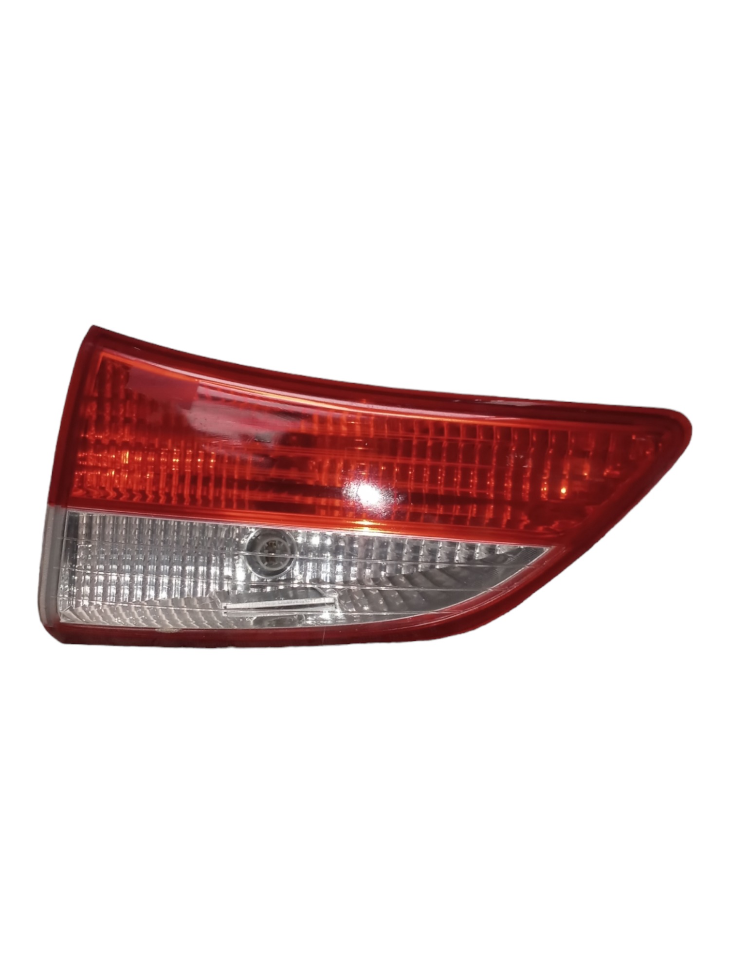Lanterna Tampa Traseira Esquerda Hyundai Hb20 1.6 2017 1