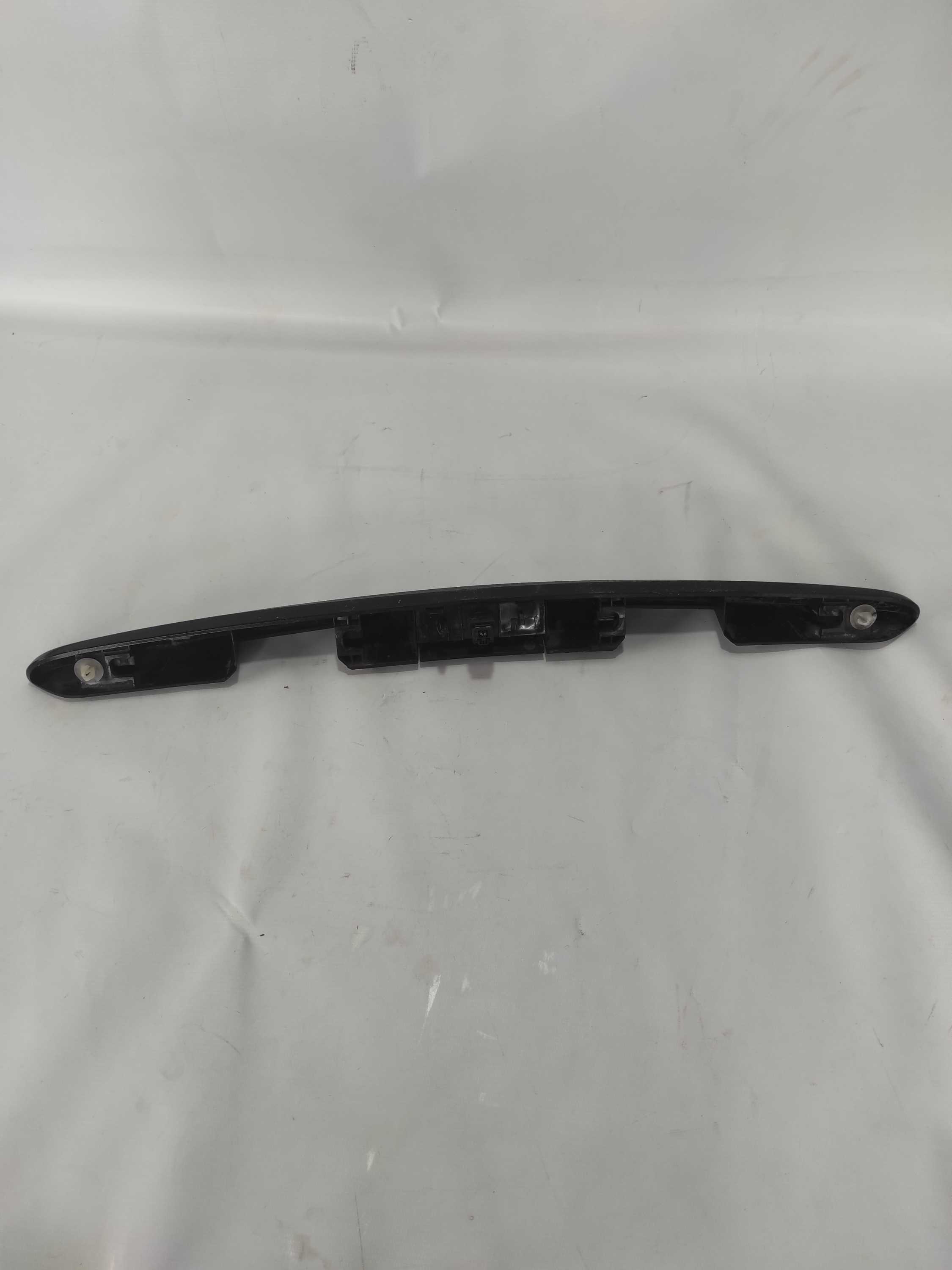 Aplique Com Abertura Porta-malas Citroen C3 Glx 9680688977 2