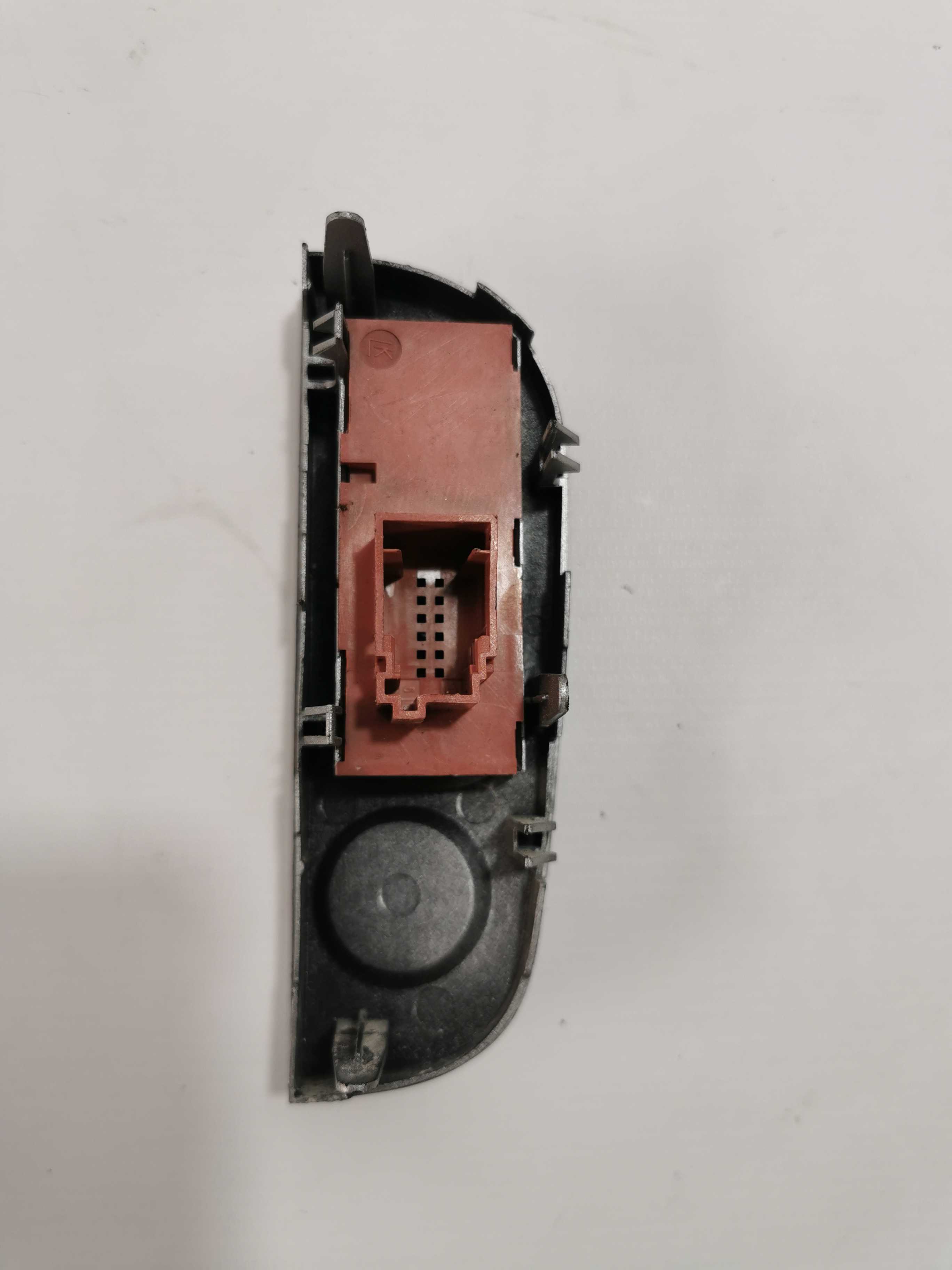 Botão Trava Elétrica Citroen C3 Glx 2012 1
