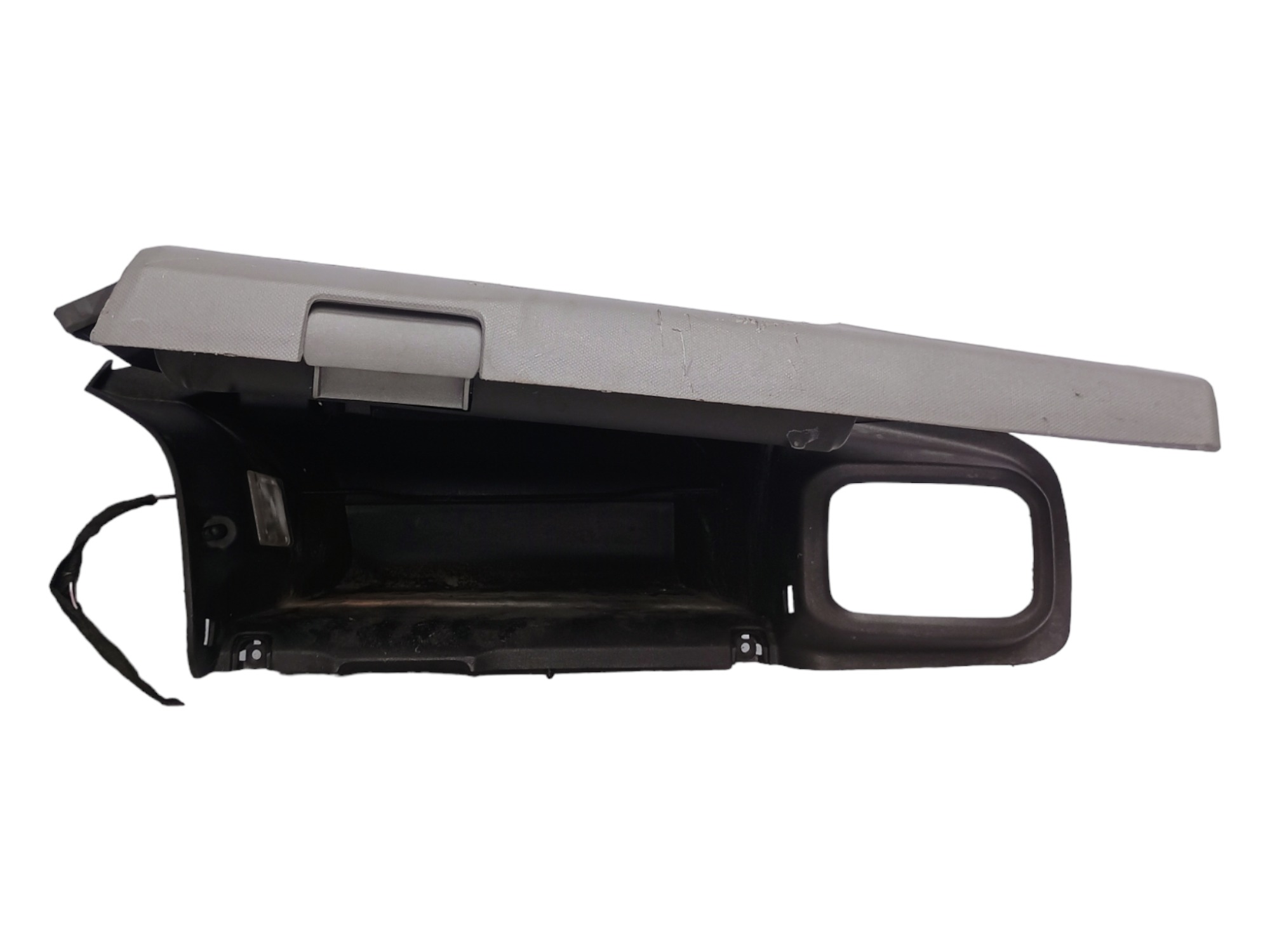 Porta Luvas Gm Onix 1.0 2017 94750017 Com Detalhes 2