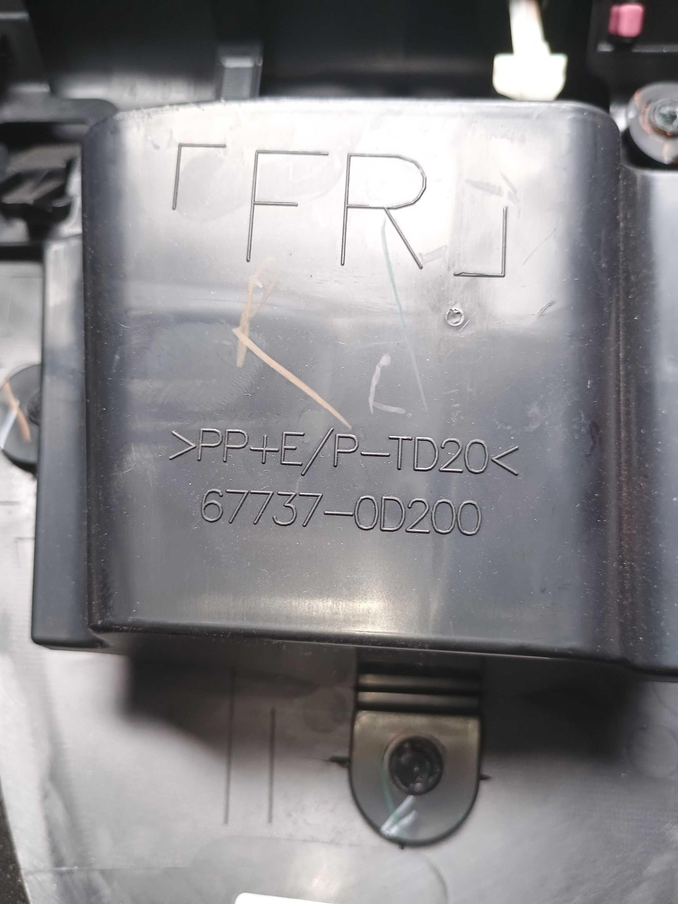 Forro Porta Dianteira Direita Toyota Yaris Sedan 1.5 2020 Preto 3