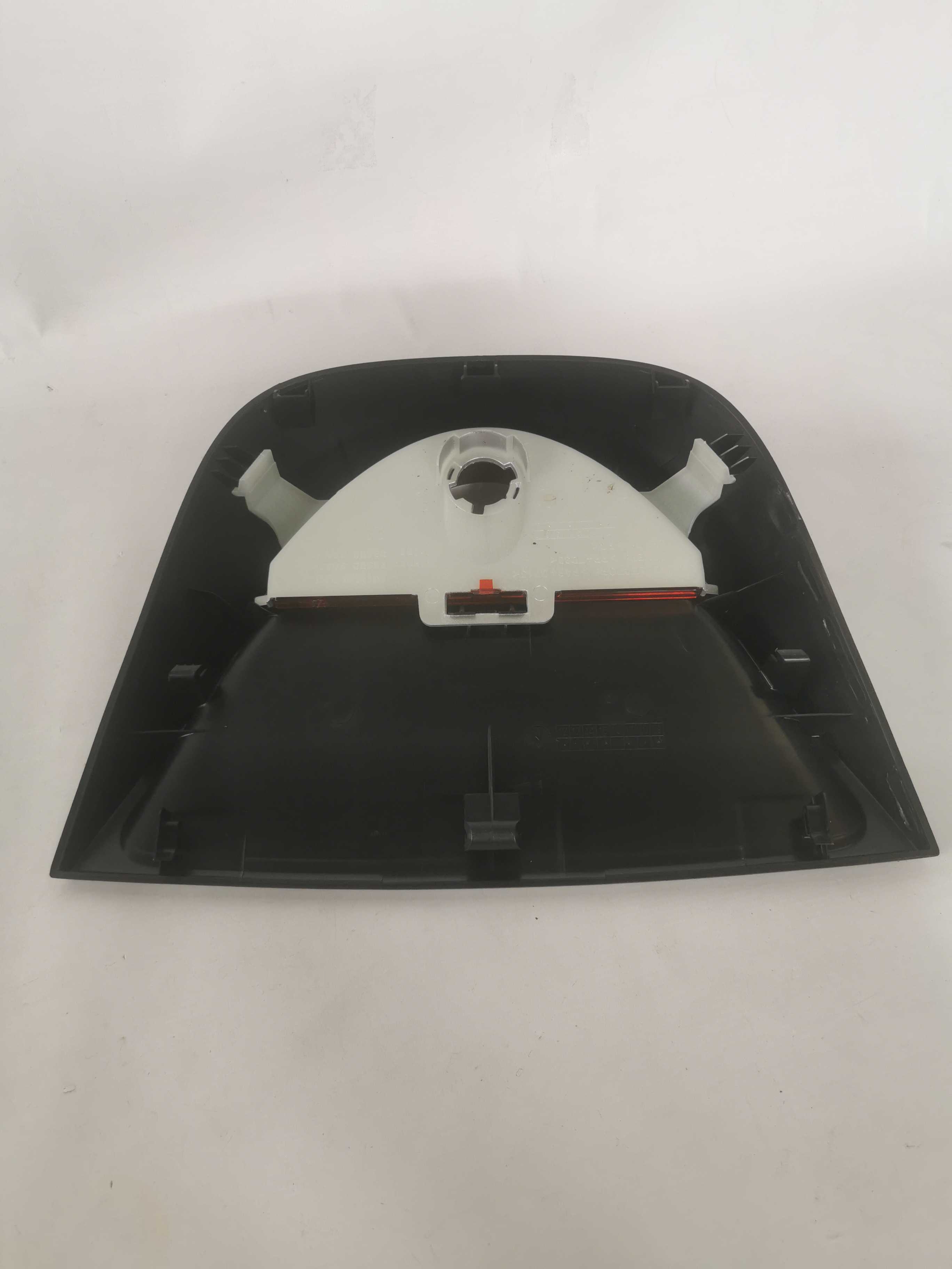 Breaklight Nissan Versa 2019 265903aa0a 2