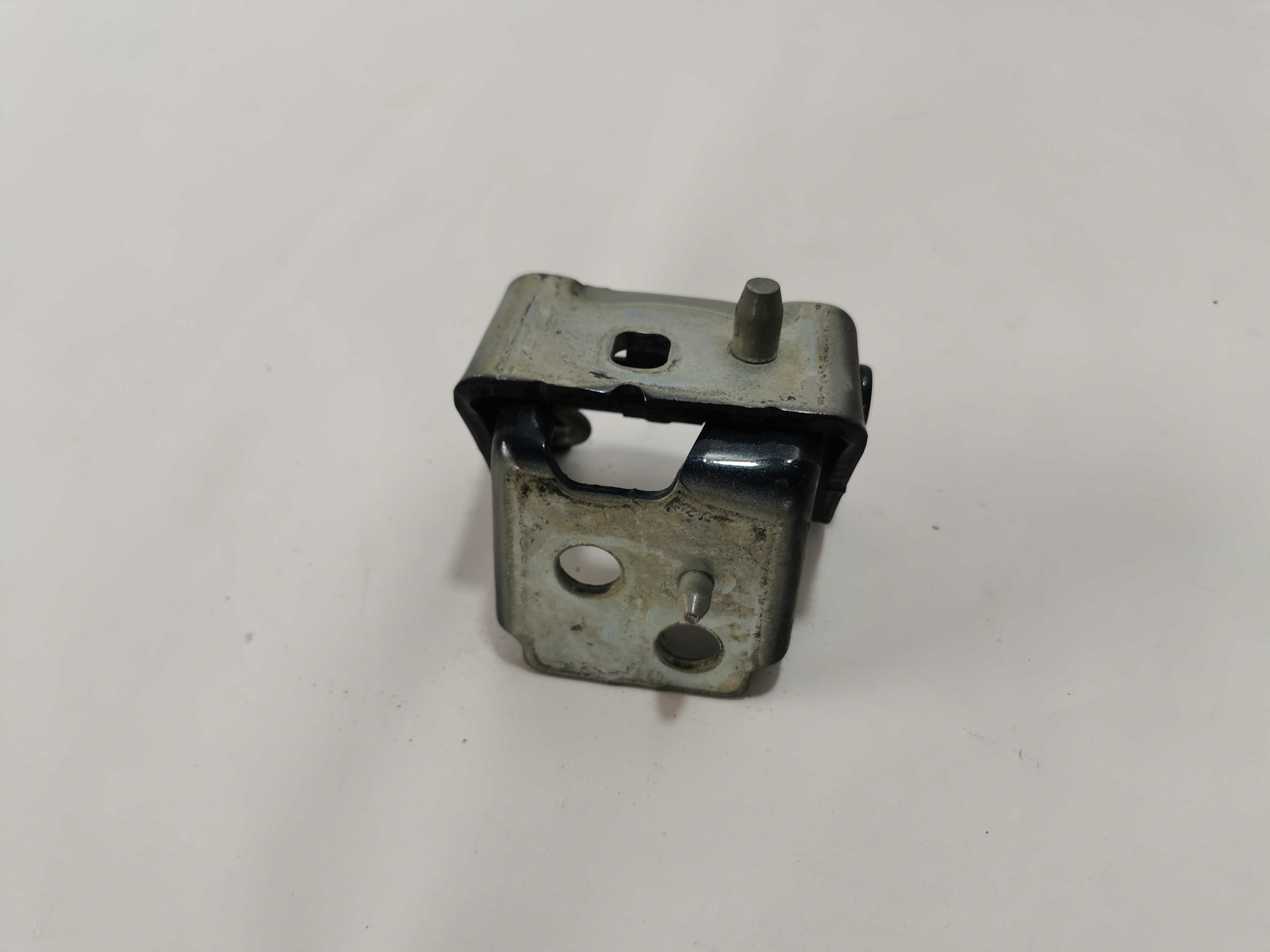 Dobradiça Da Porta Traseira Esquerda C3 Picasso 2