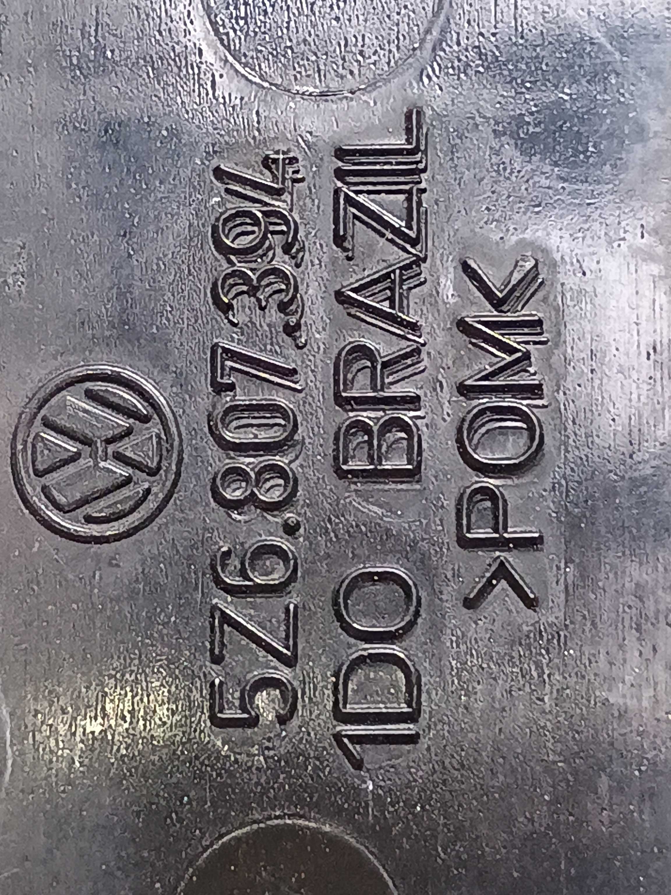 Guia Suporte Parachoque Tras Esq Vw Fox 2017 5z6807394 3