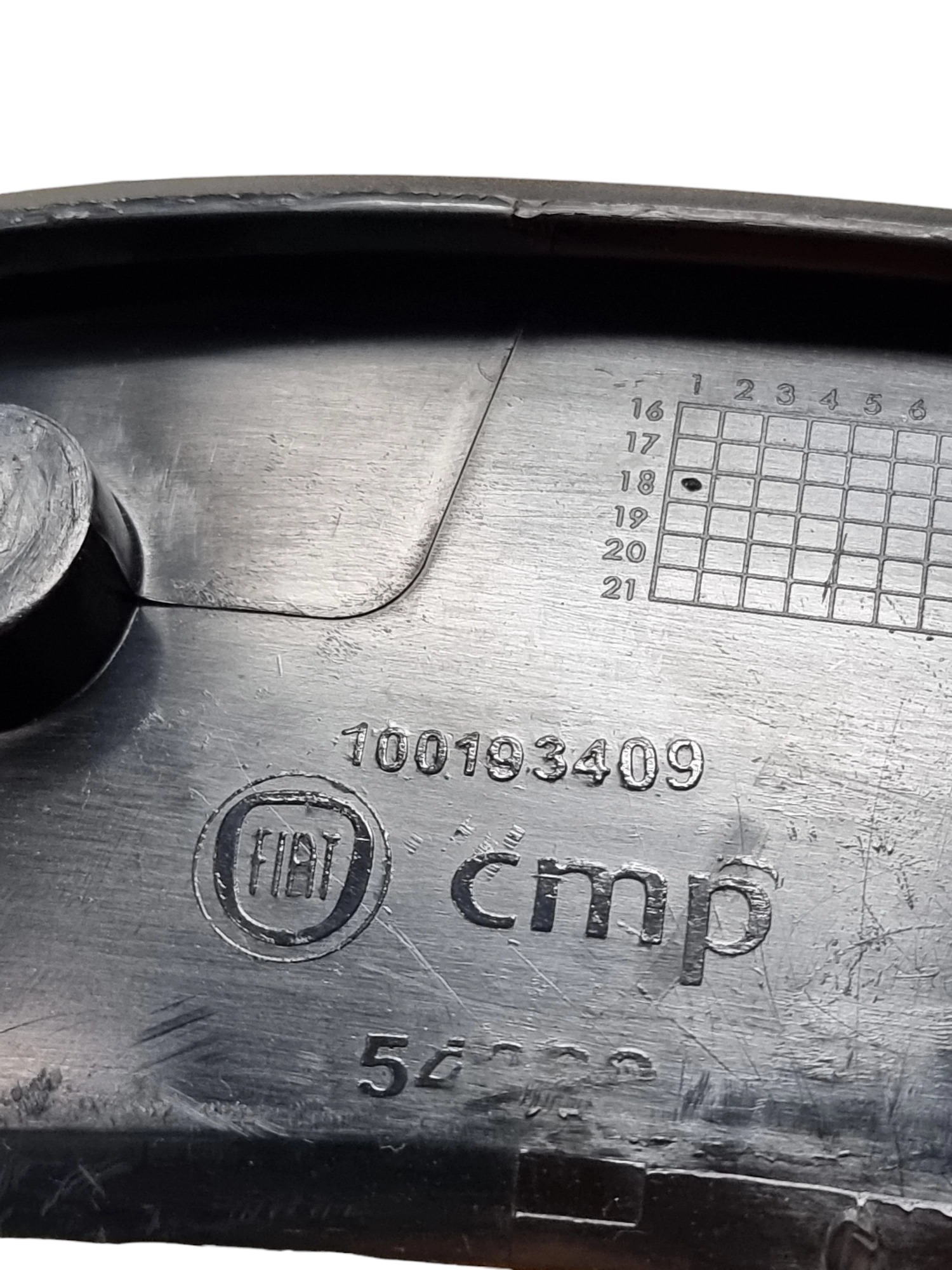 Moldura Painel Instrumentos Fiat Strada 2018 100193409 3