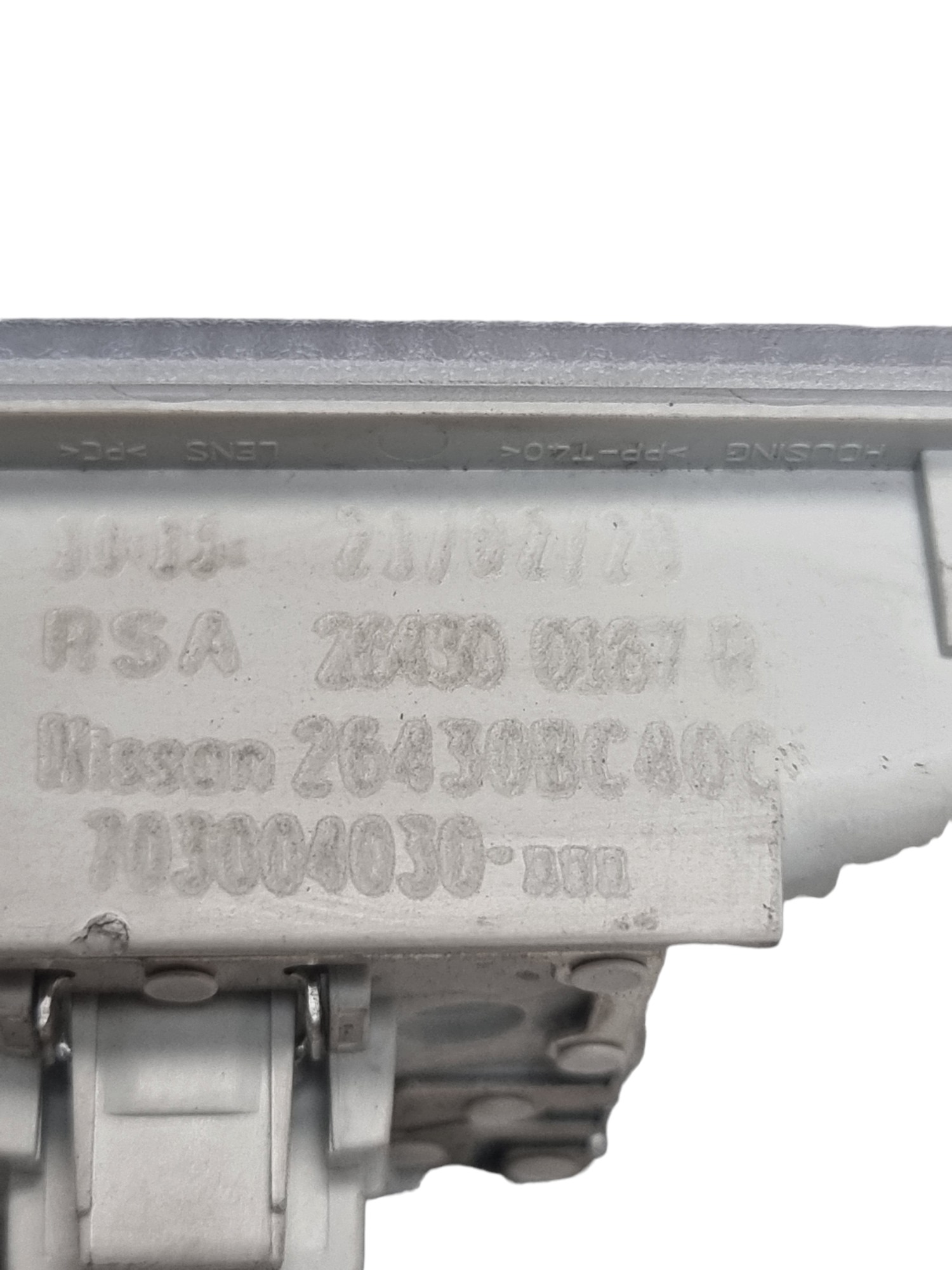 Luz De Cortesia Renault Oroch 2021 26430167 3