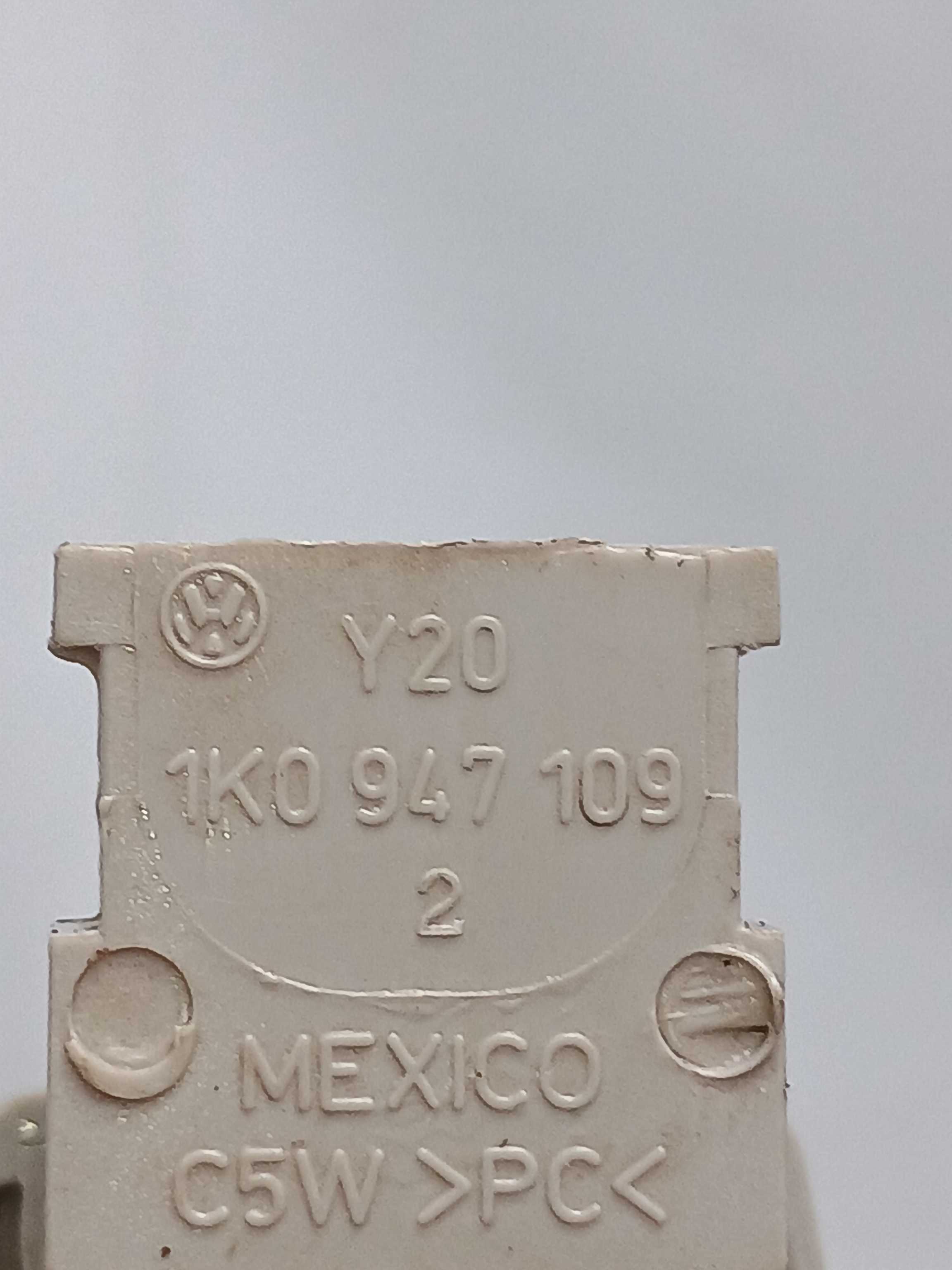 Luz Cortesia Lateral Vw Virtus 1.0 12v 2018 1k0947109 3
