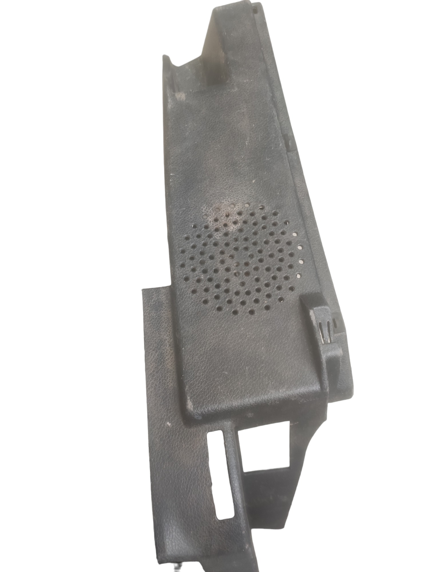 Suporte de tampão de som direito Fiat Uno 2011 3