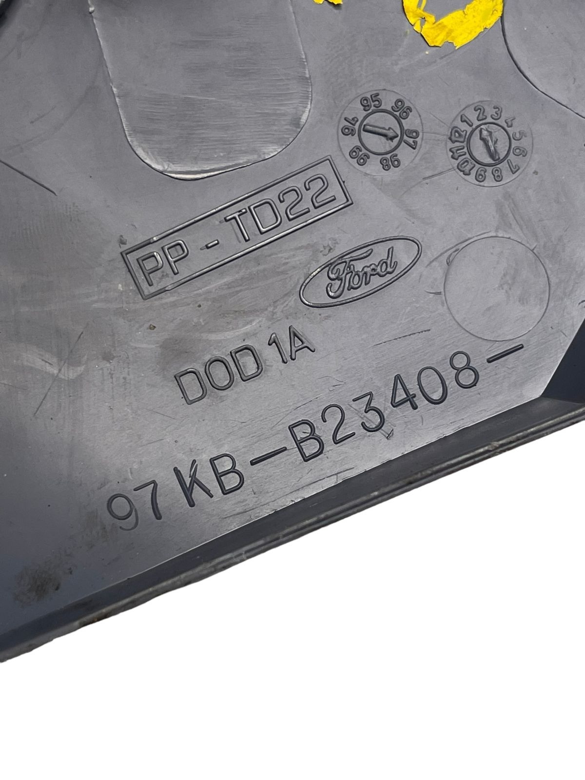 Acabamento Interno Retrovisor Dir. Ford Ka 1999 97kbb23408 3