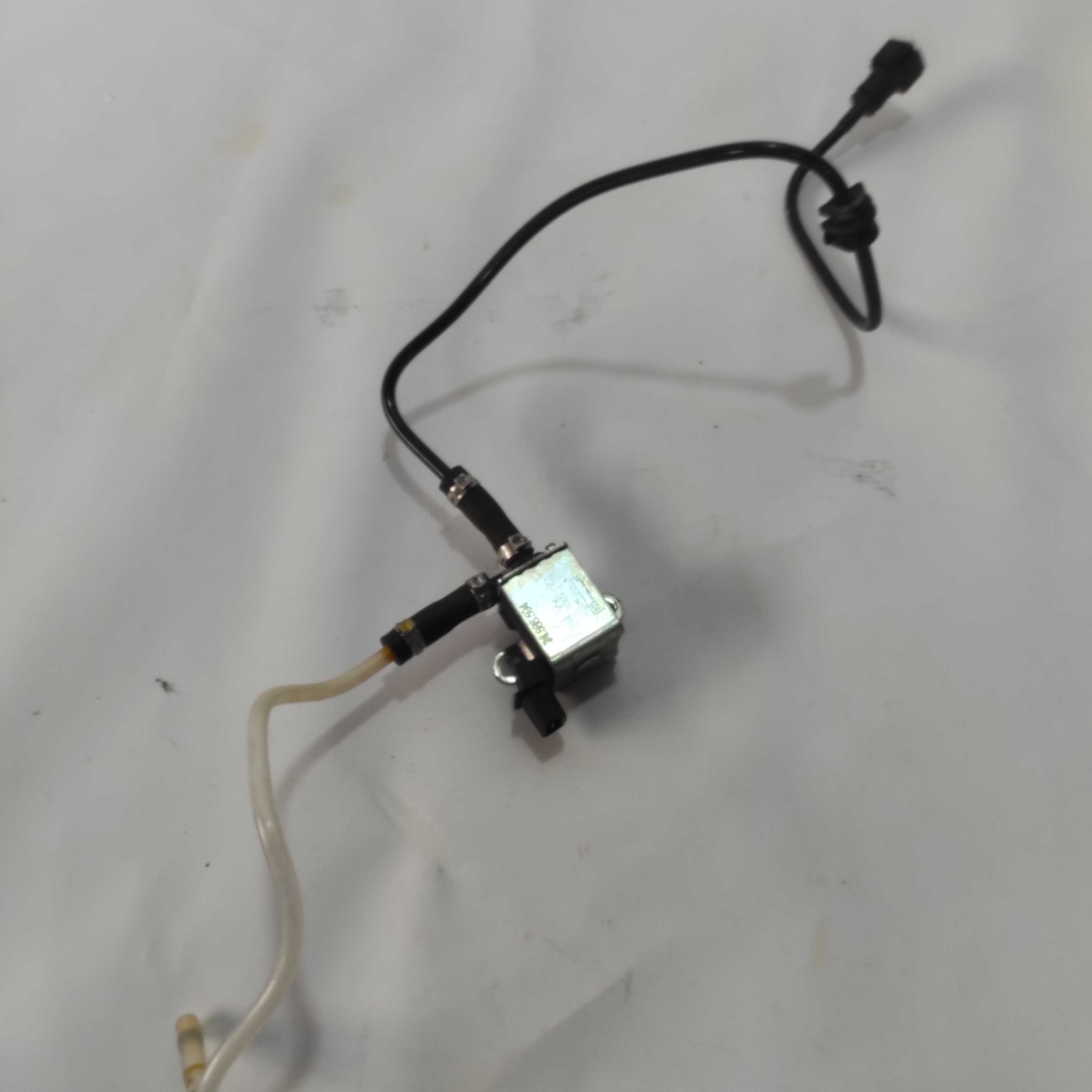 Válvula Solenoide Partida Frio Spin 2017 24586594