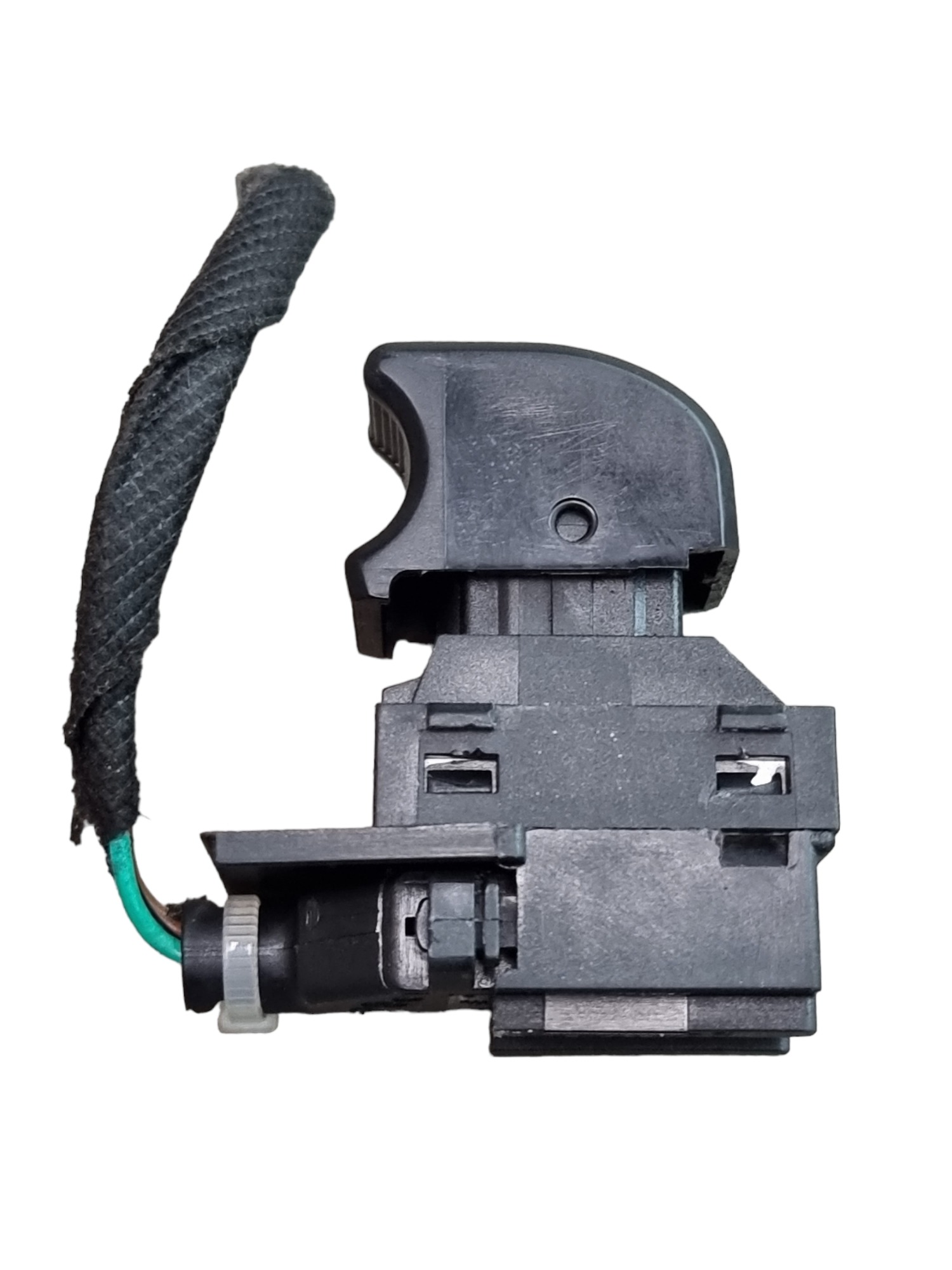 Botão Vidro Elétrico Tras Direito Celer 2018 A133746150 2