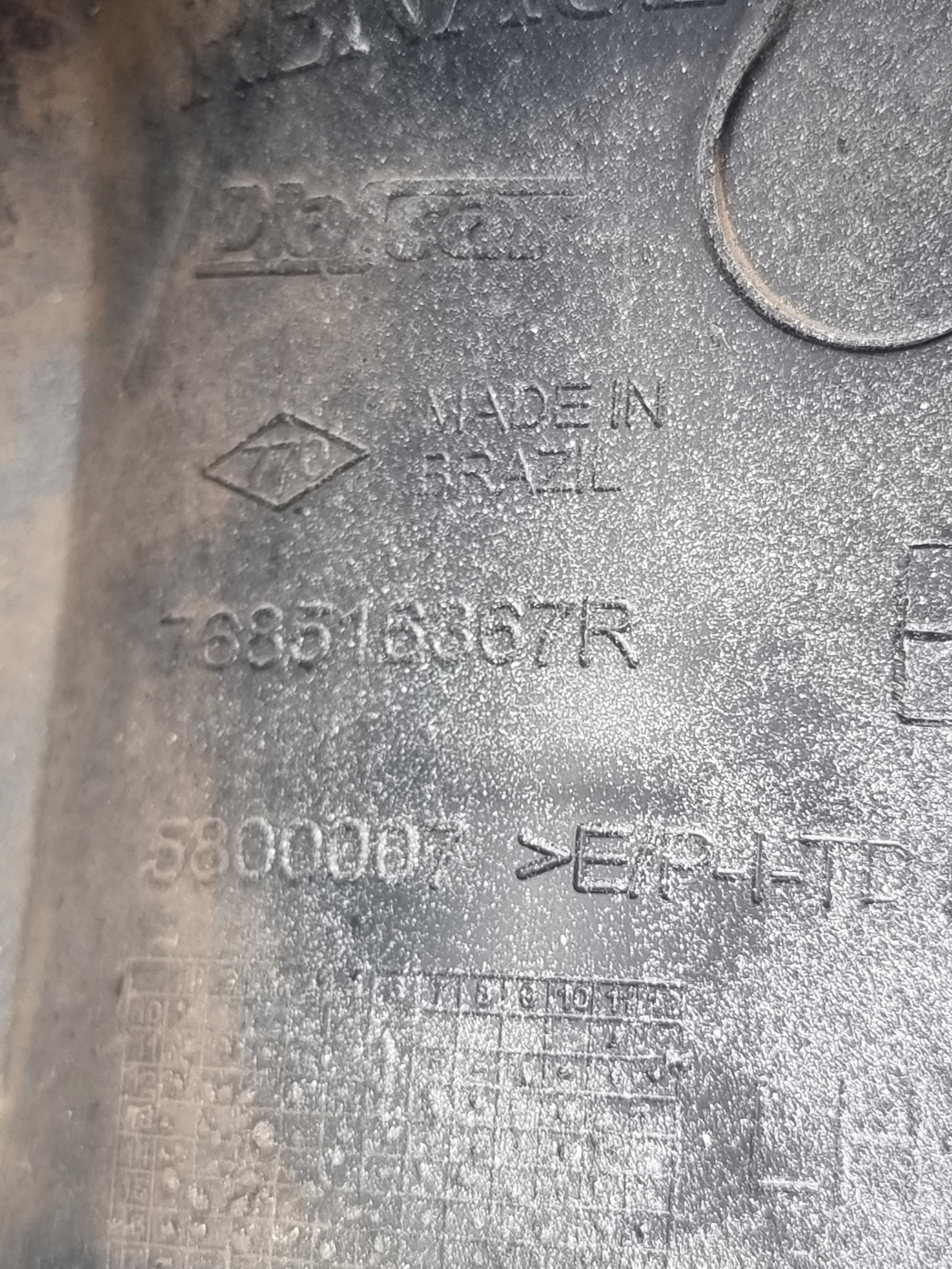 Cantoneira Dianteira Esquerda Renault Oroch 2021 768516367 3