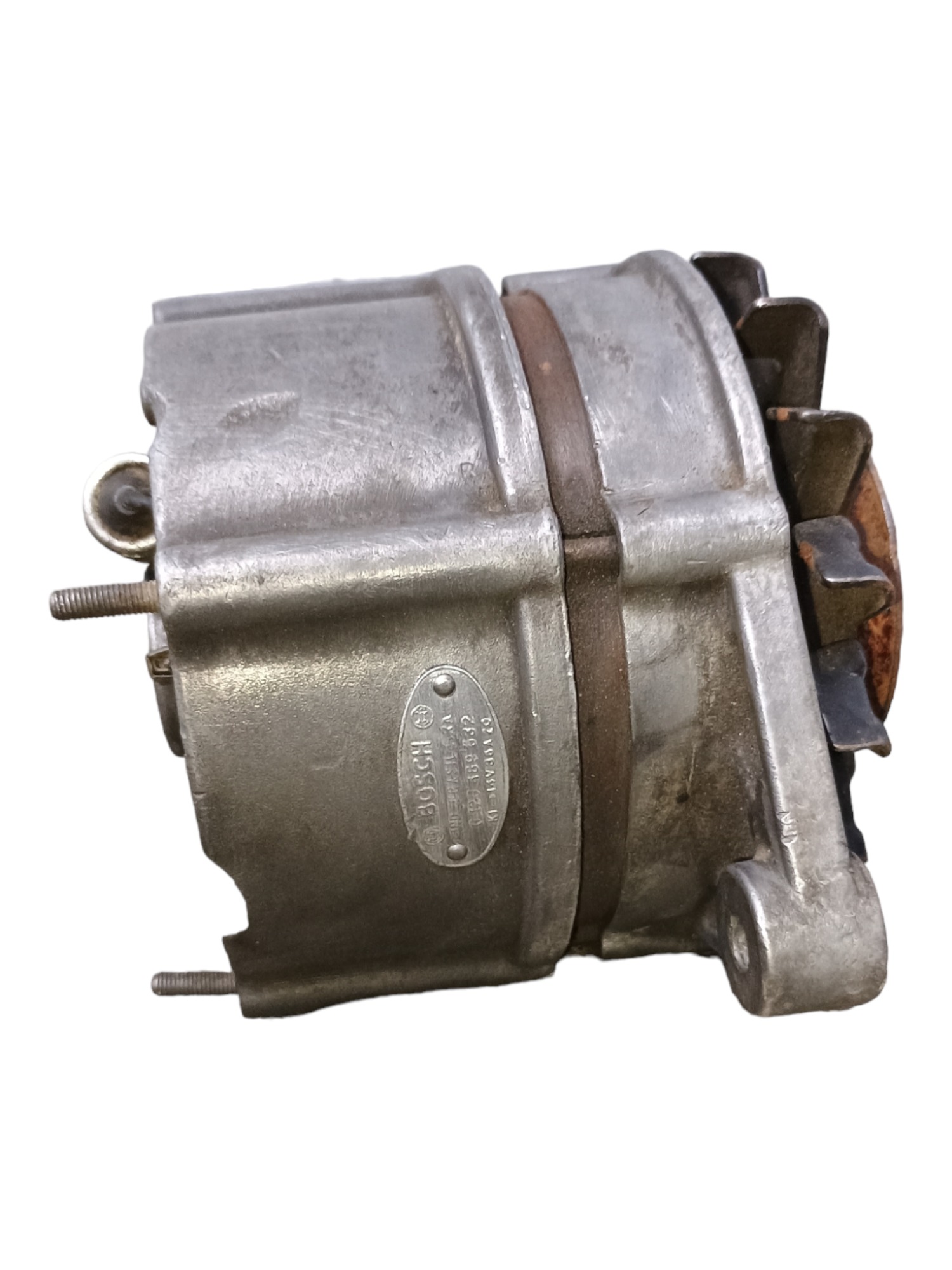 Alternador Vw Gol 1.6 1985 Com Detalhe 2