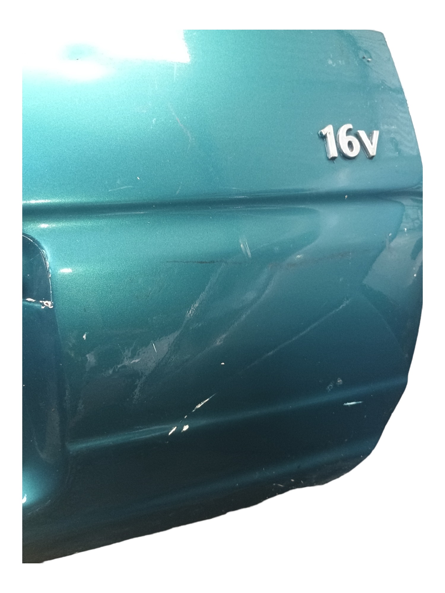 Tampa Traseira Ford Escort 1999 Com Detalhes 4
