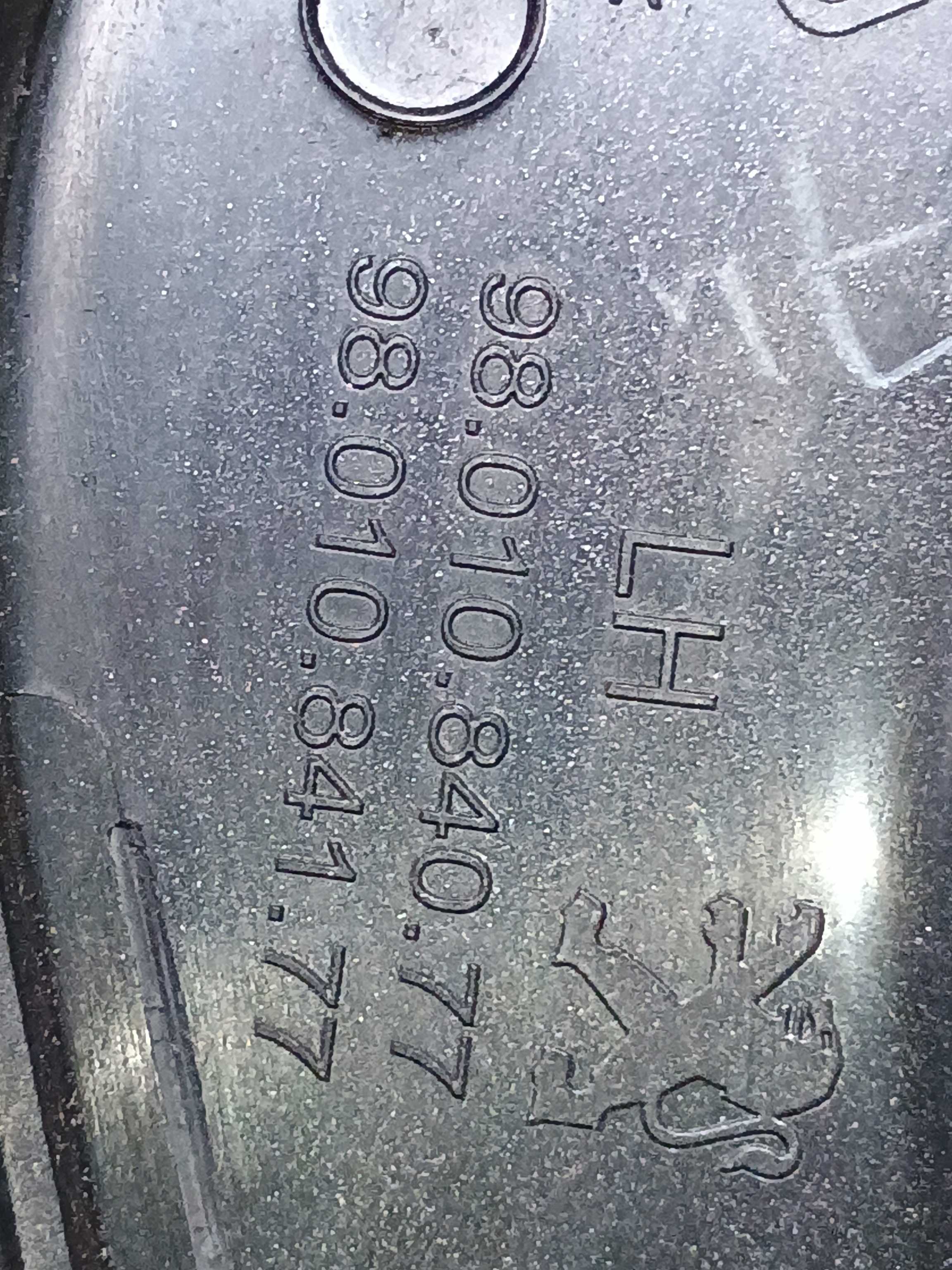 Moldura Puxador Porta Dian Esq Peugeot 208 2014 C/detalhes  Cinza 4