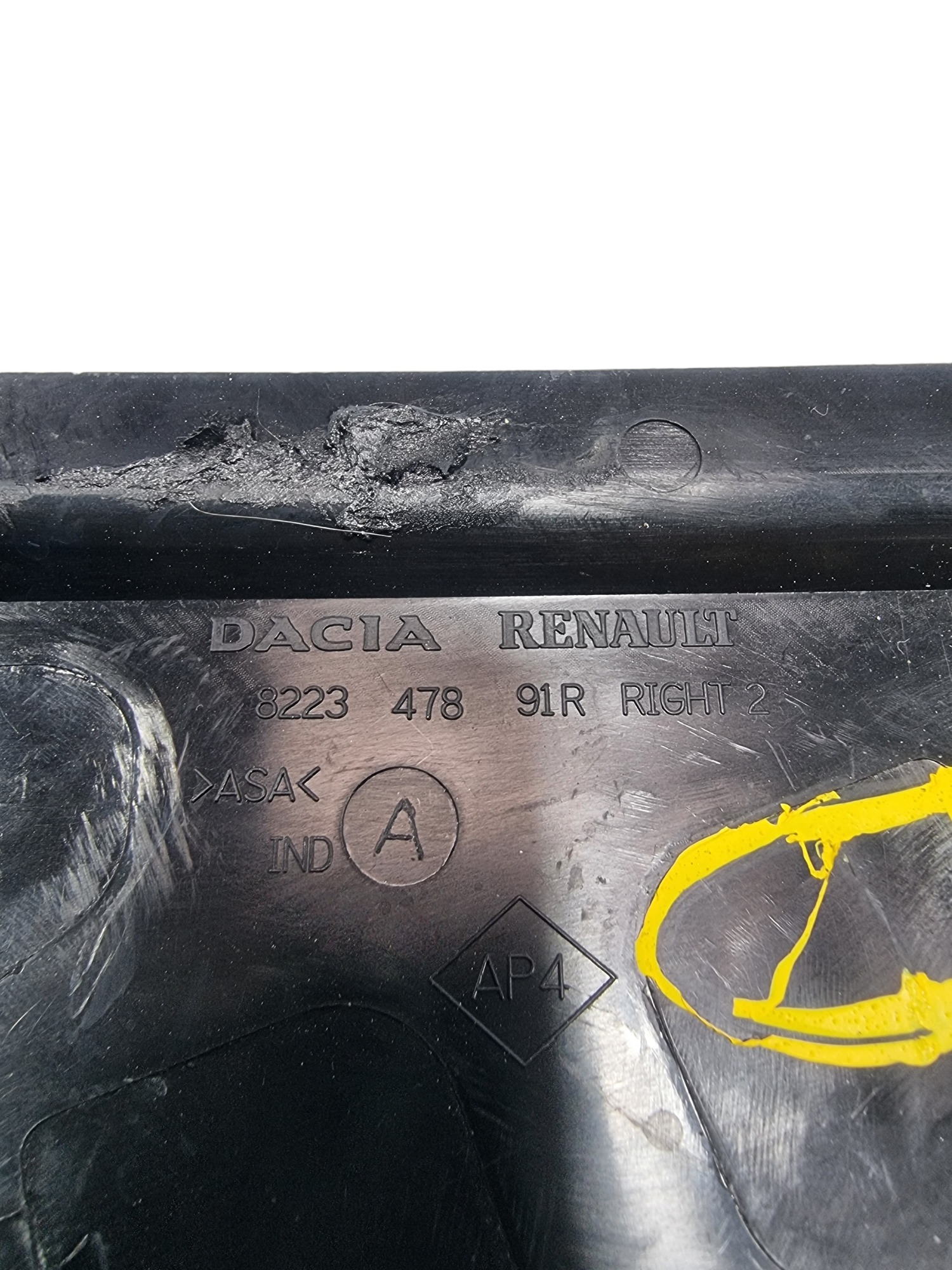 Acabamento Porta Tras. Direita Renault Oroch 2021 822347891 3