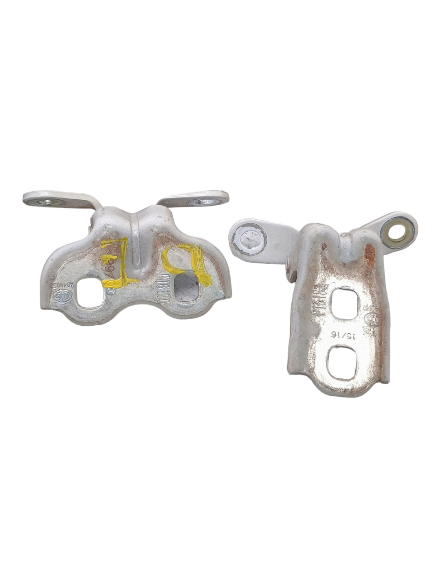 Dobradiças Porta Dianteira Esquerda Gm Onix 1.0 2017 3