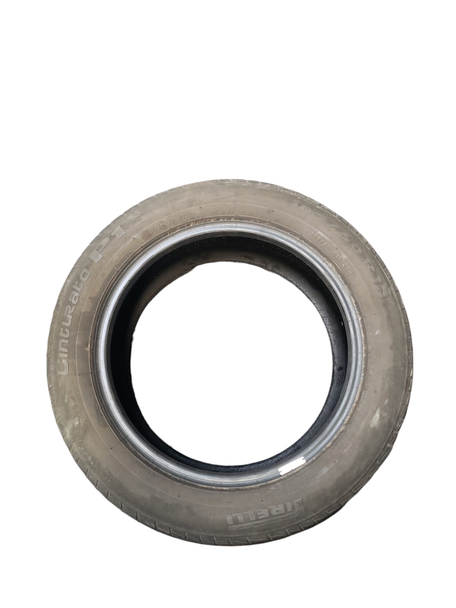 Pneu Usado 185 60 R15 Pirelli A1 2