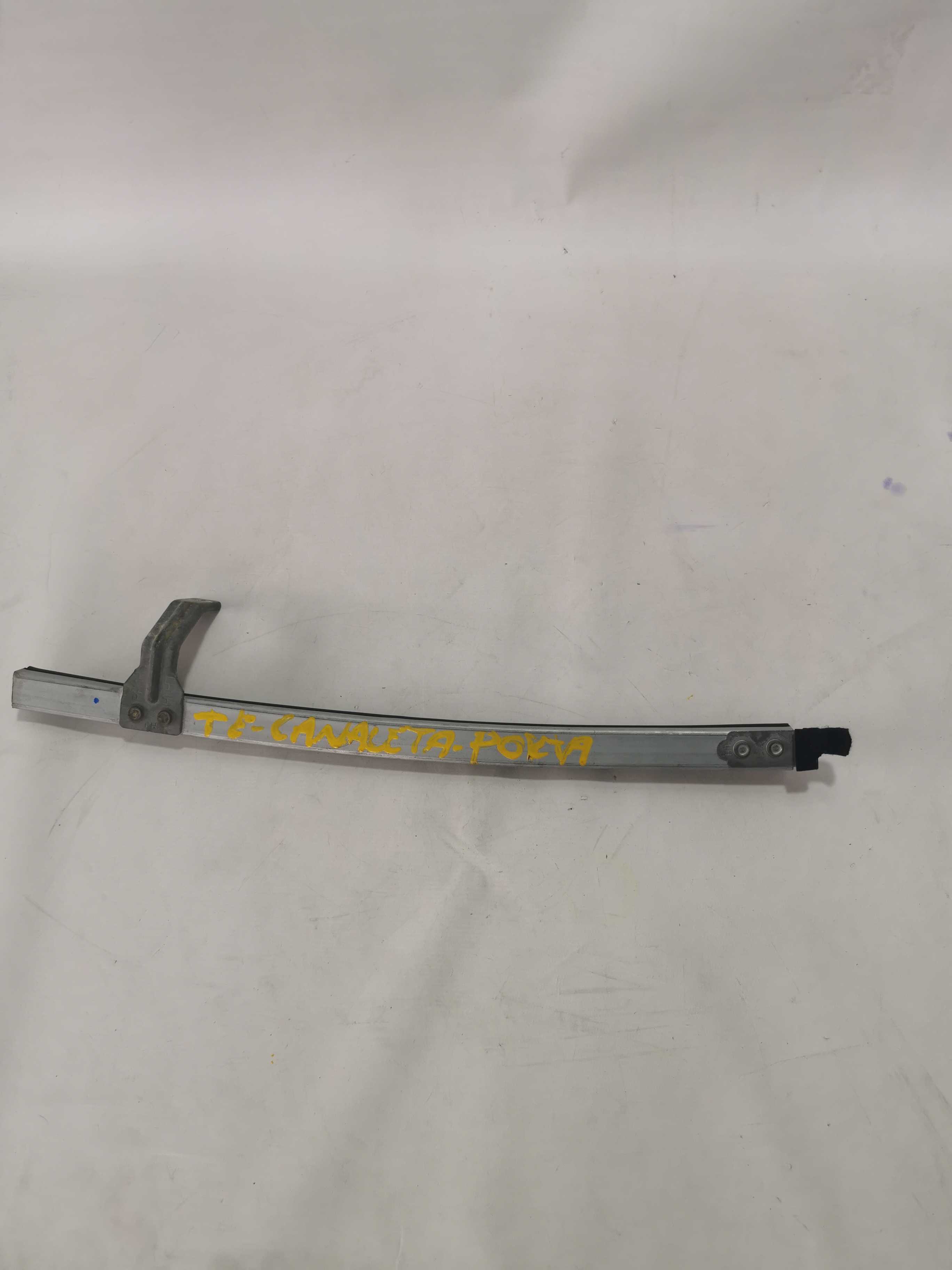 Canaleta Porta Traseira Esquerda Nissan Versa 2019 2