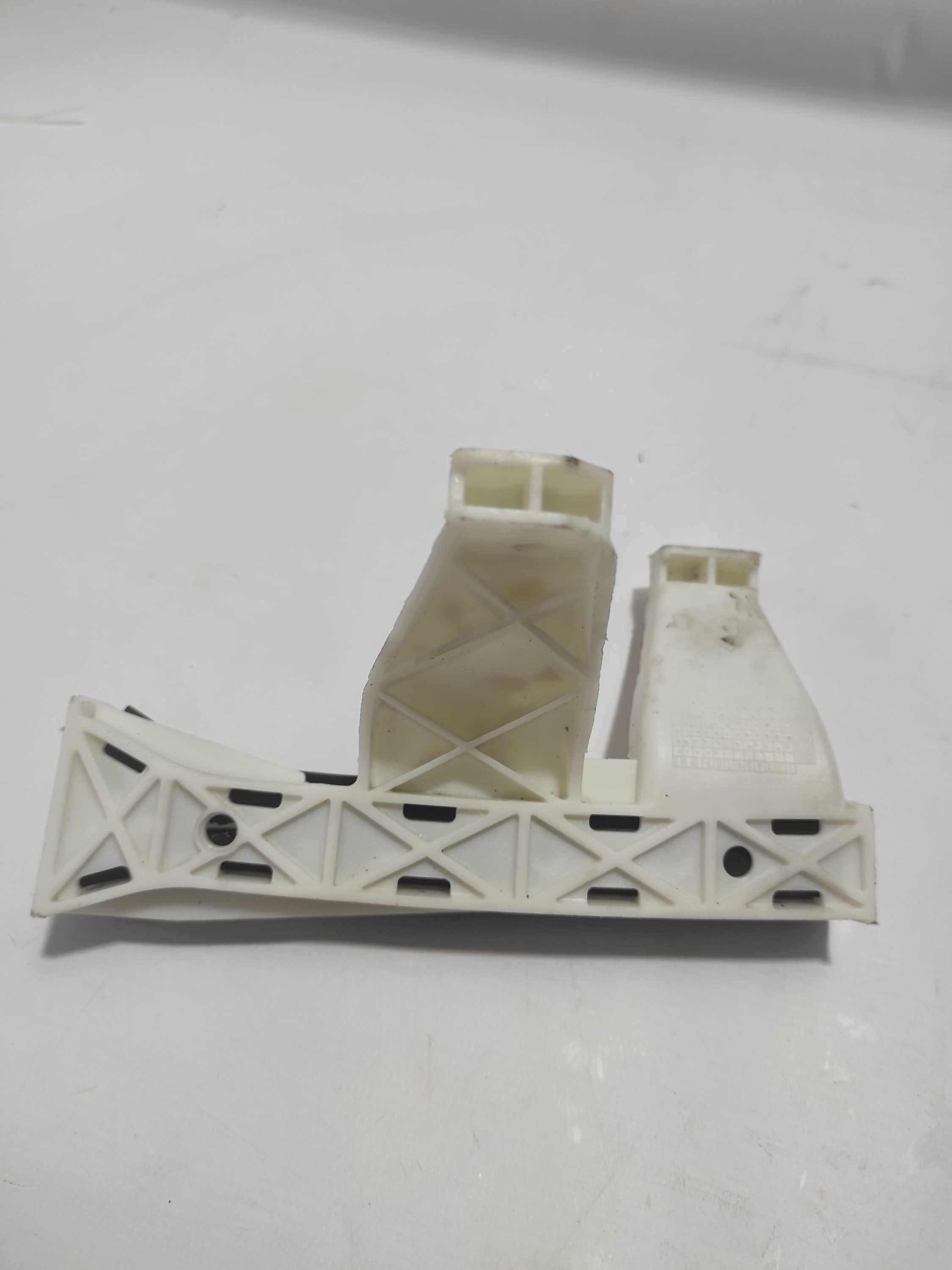 Guia Do Vidro Traseiro Esquerdo Citroen C3 Glx 9653410680 2