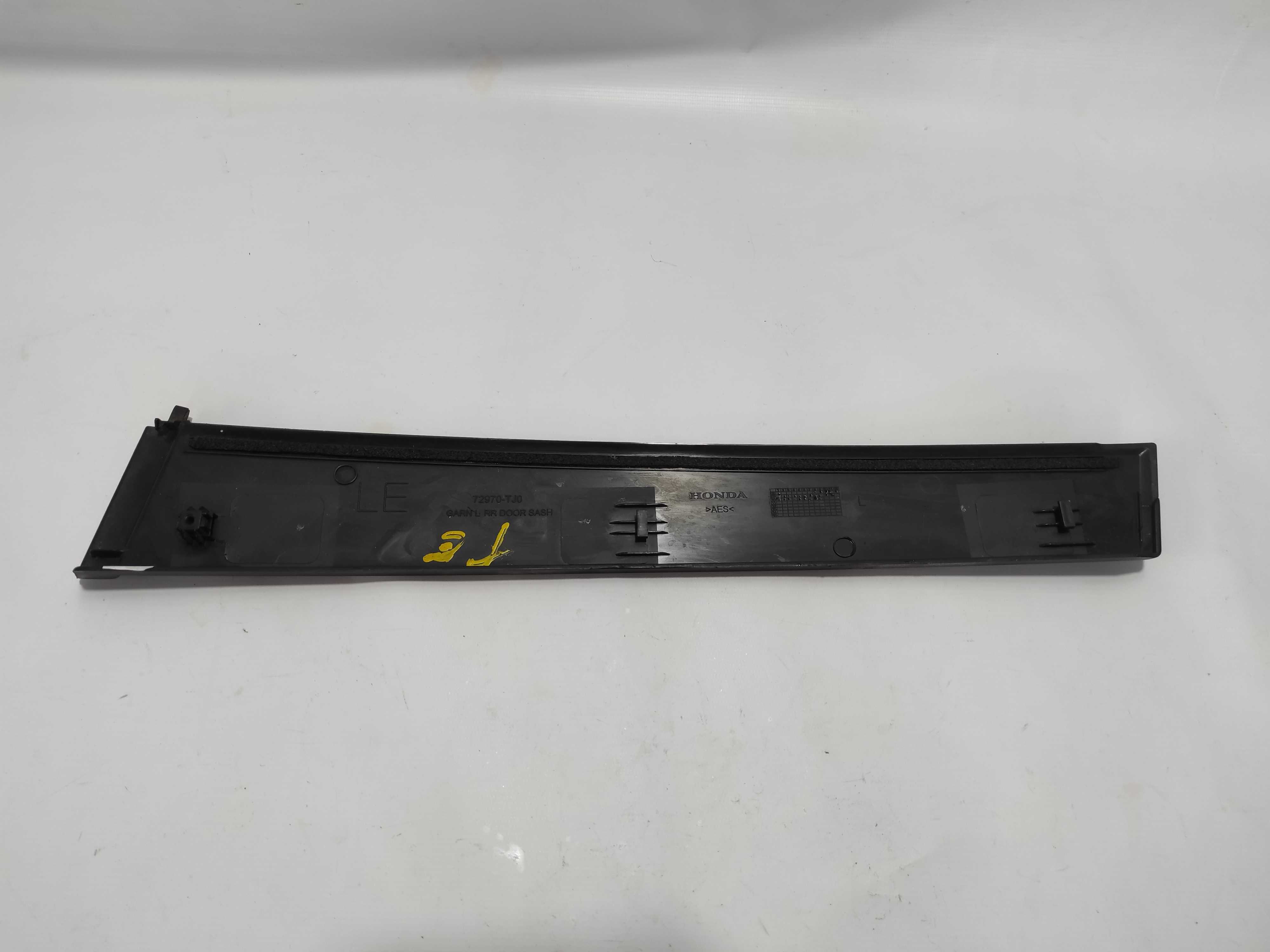 Acabamento Externo Porta Traseira Esquerda Honda Fit 72970tj 2