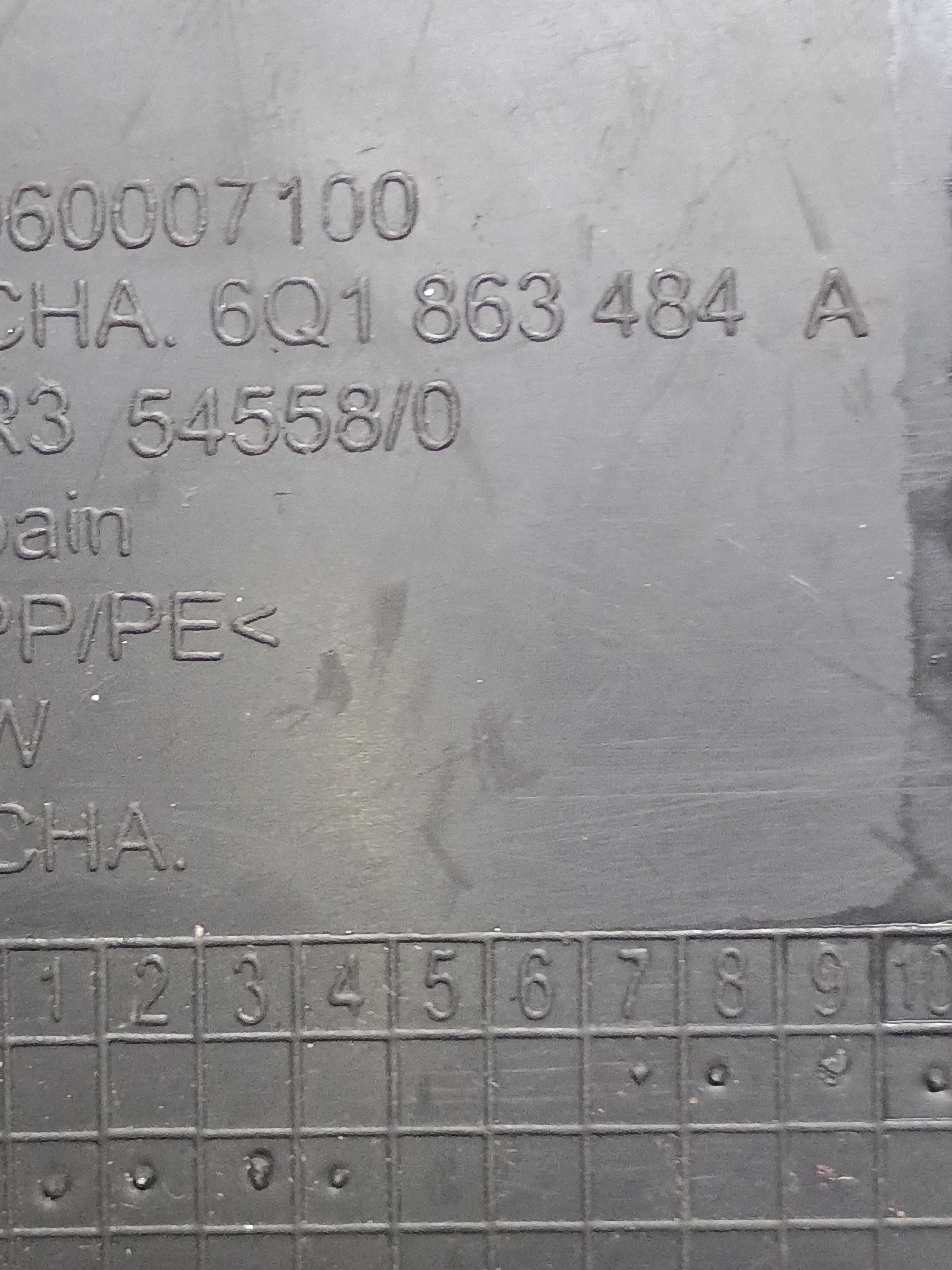 Soleira Dianteira Direita Vw Polo 6q1863484a 3