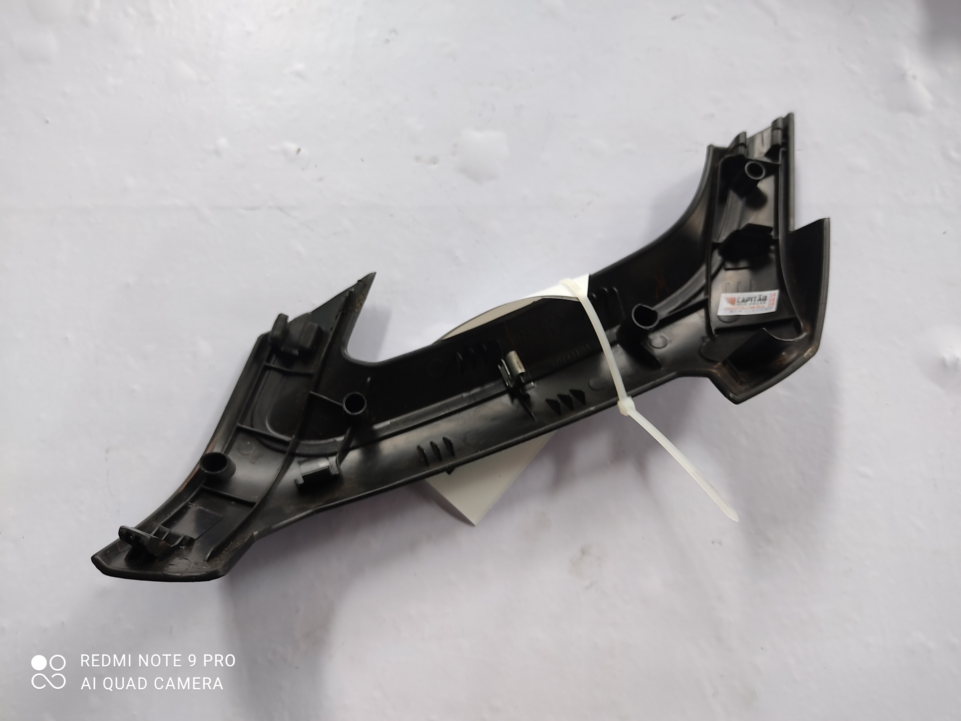 Moldura Puxador Interno Esquerdo Prisma 2016 52093184 2