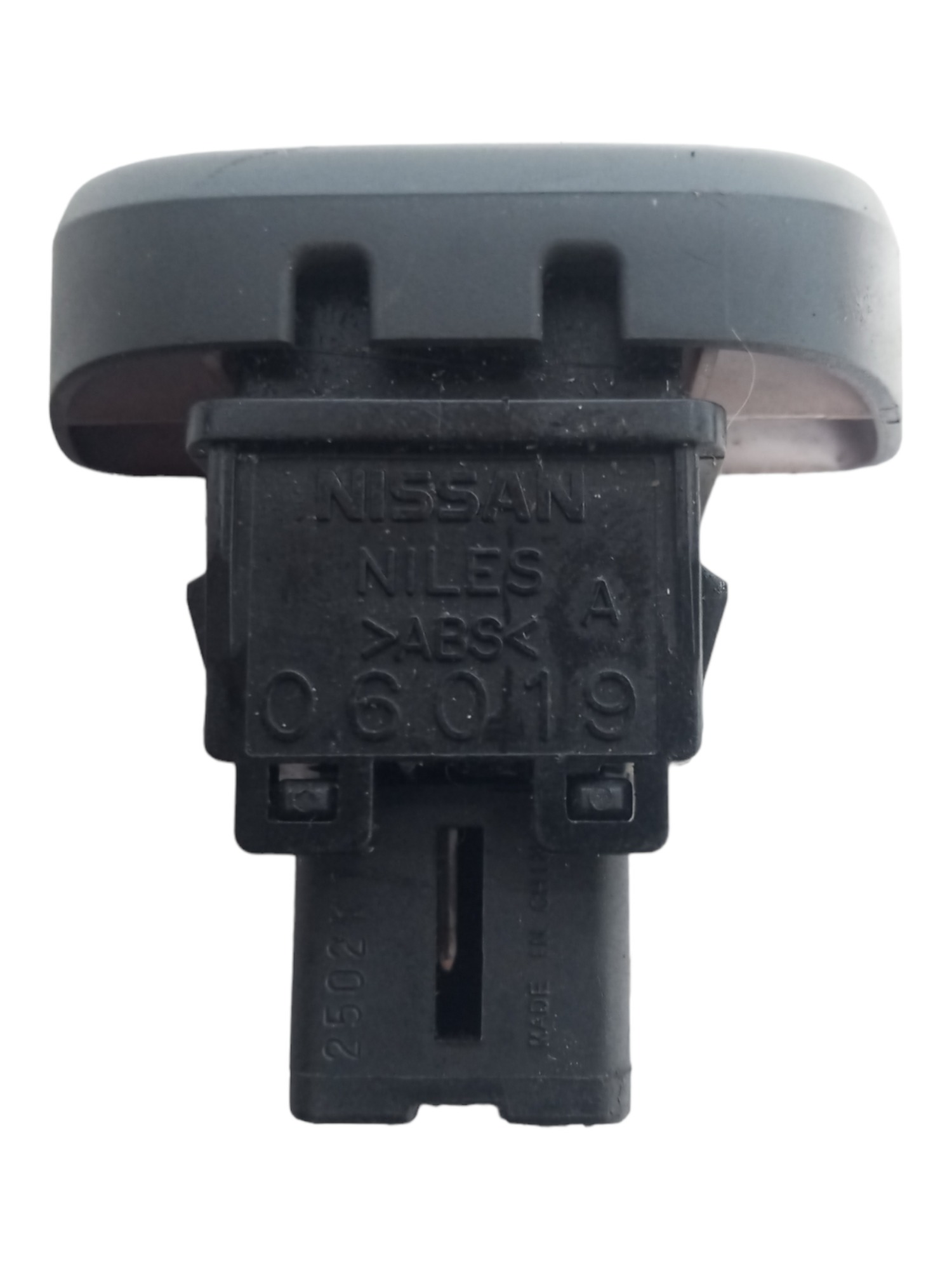 Botao Pisca Alerta Nissan March 1.0 16v 2012 3