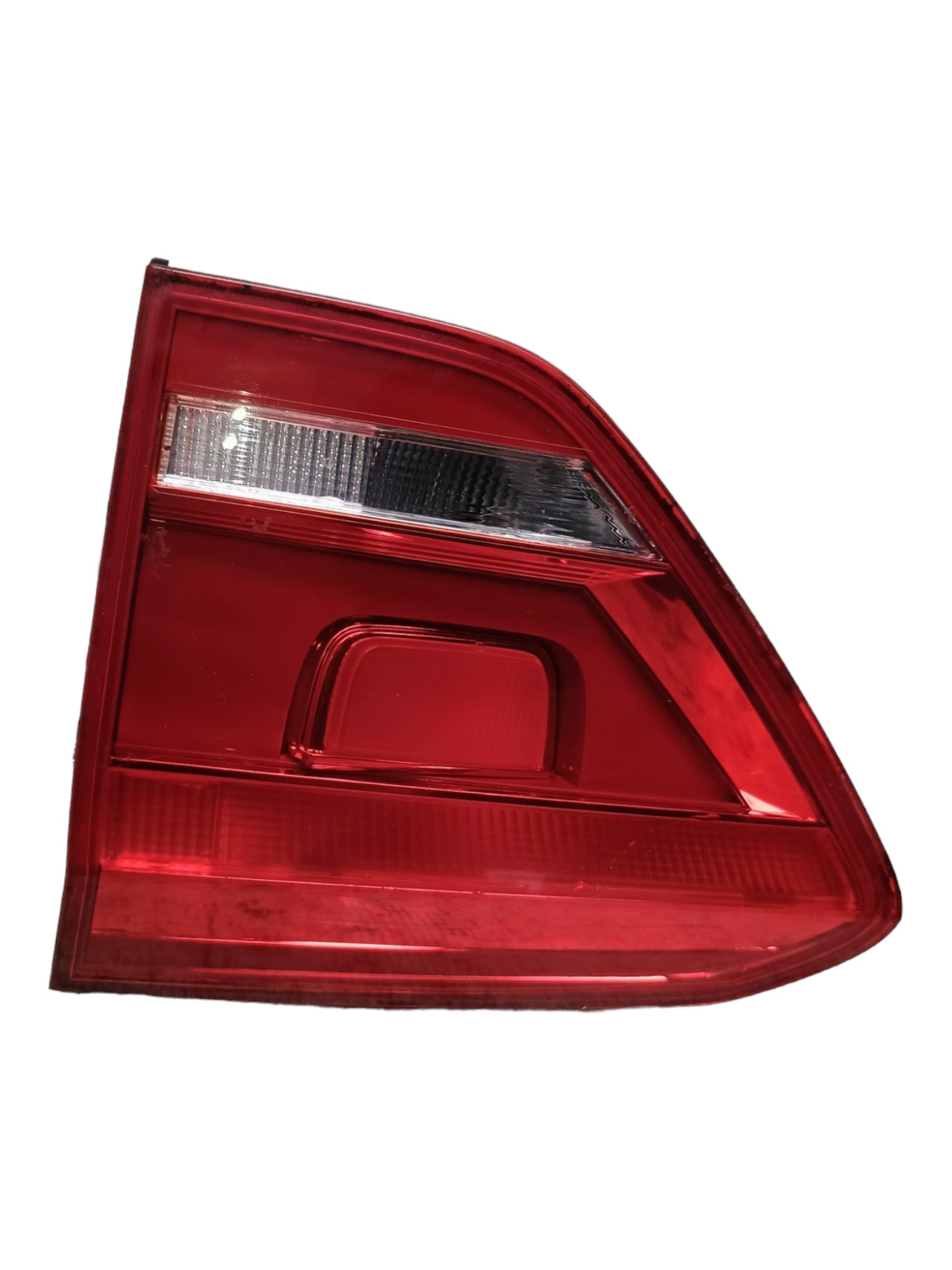 Lanterna Tampa Traseira Direita  Vw Fox 2017 2400508 2