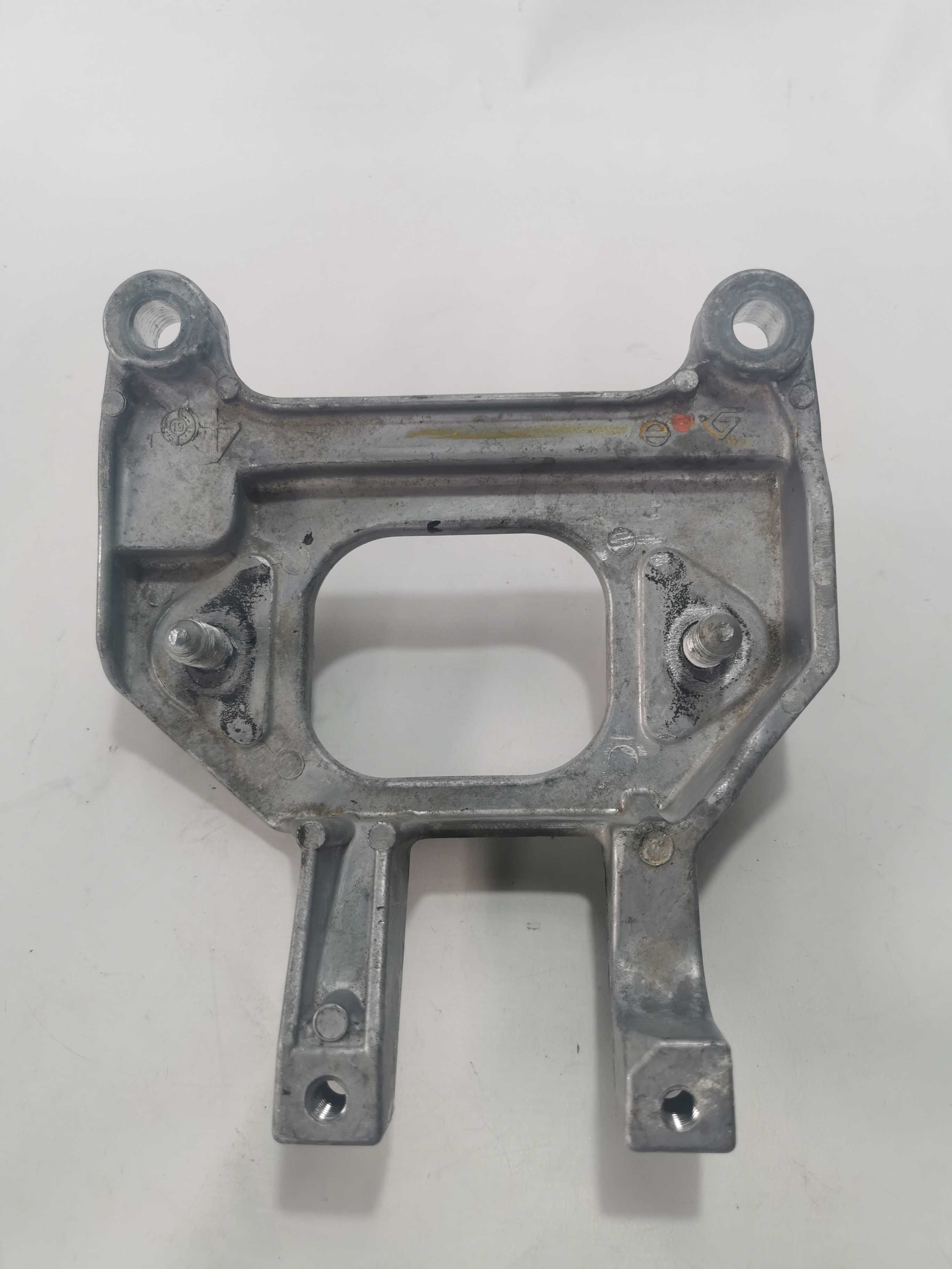 Suporte Do Coxim Do Cambio Nissan Versa 1.6 3