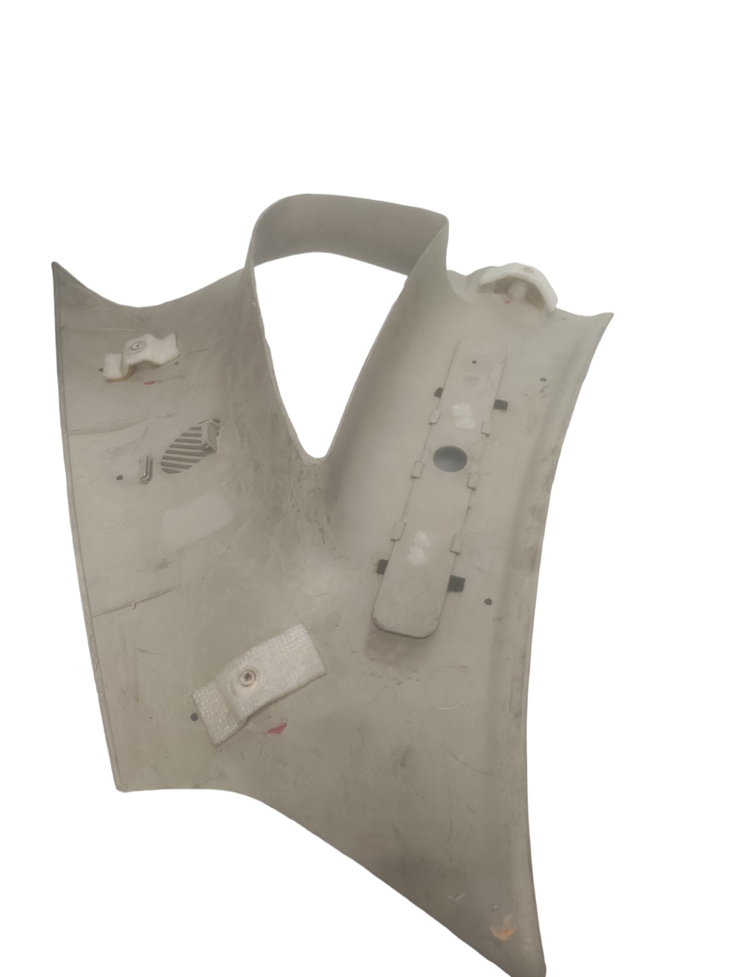 Moldura Da Coluna Traseira Direita Gm Classic 2005 3