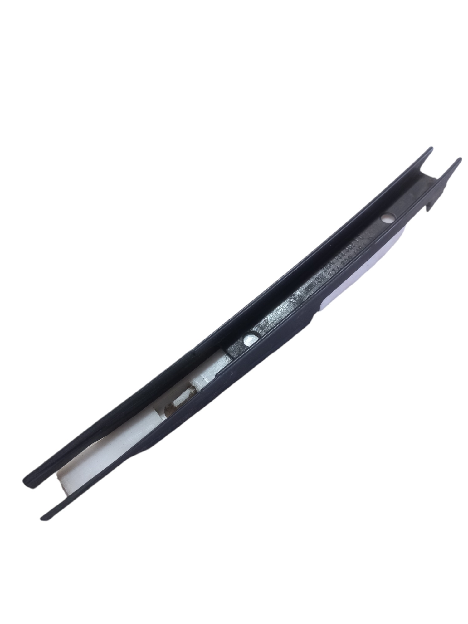 Guia De Vidro Traseiro Direito Volkswagen Fox 2008 5z4839416 2