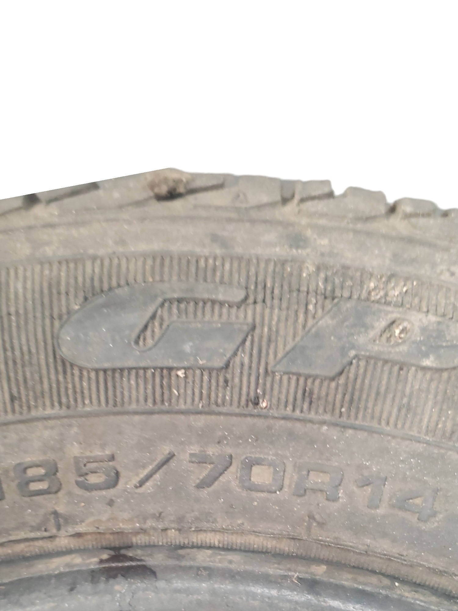 Pneu Usado 185 70 R14 Goodyear A1 4