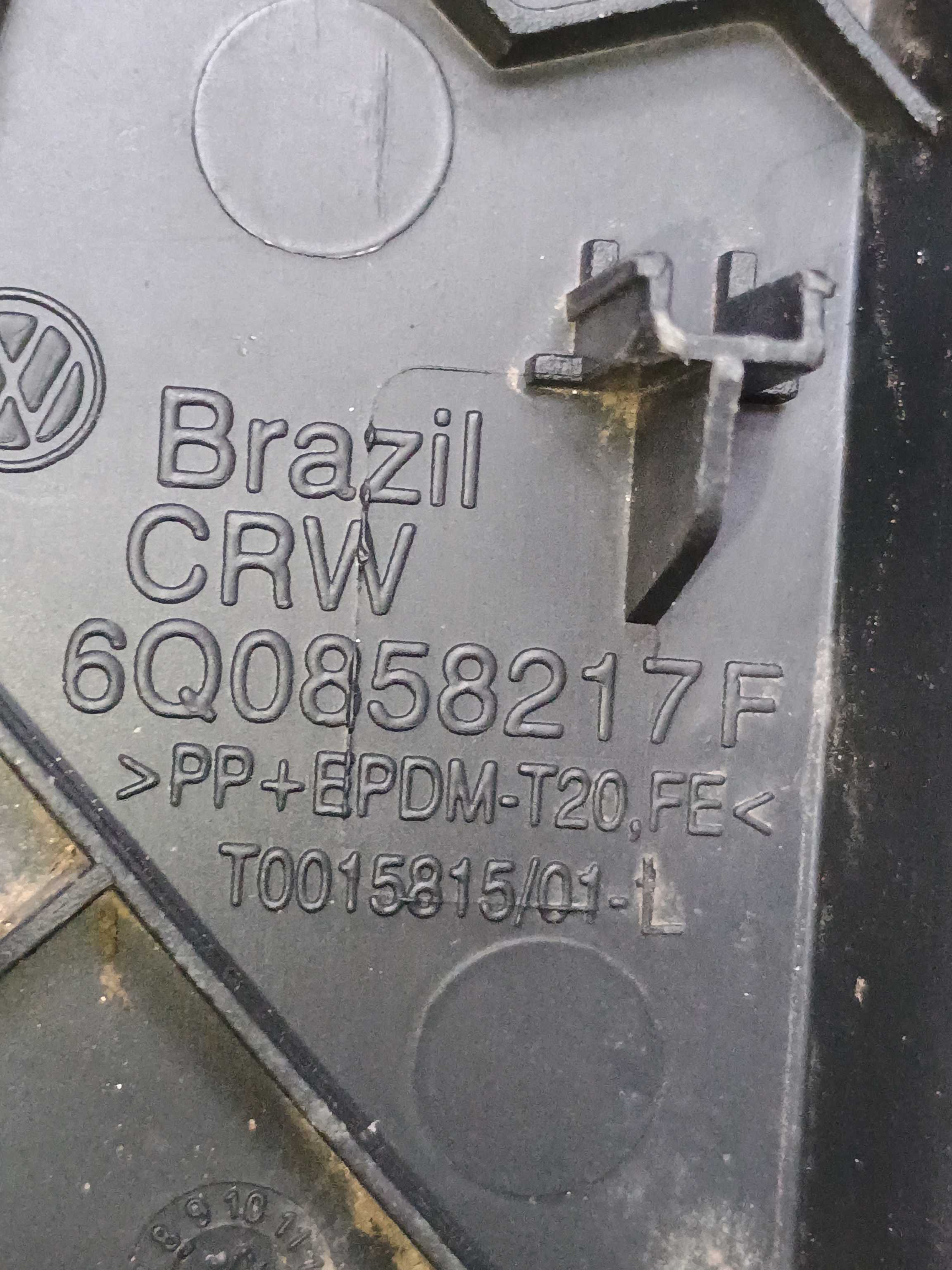 Acabamento Painel Lado Esquerdo Vw Polo 2011 6q0858217f 3