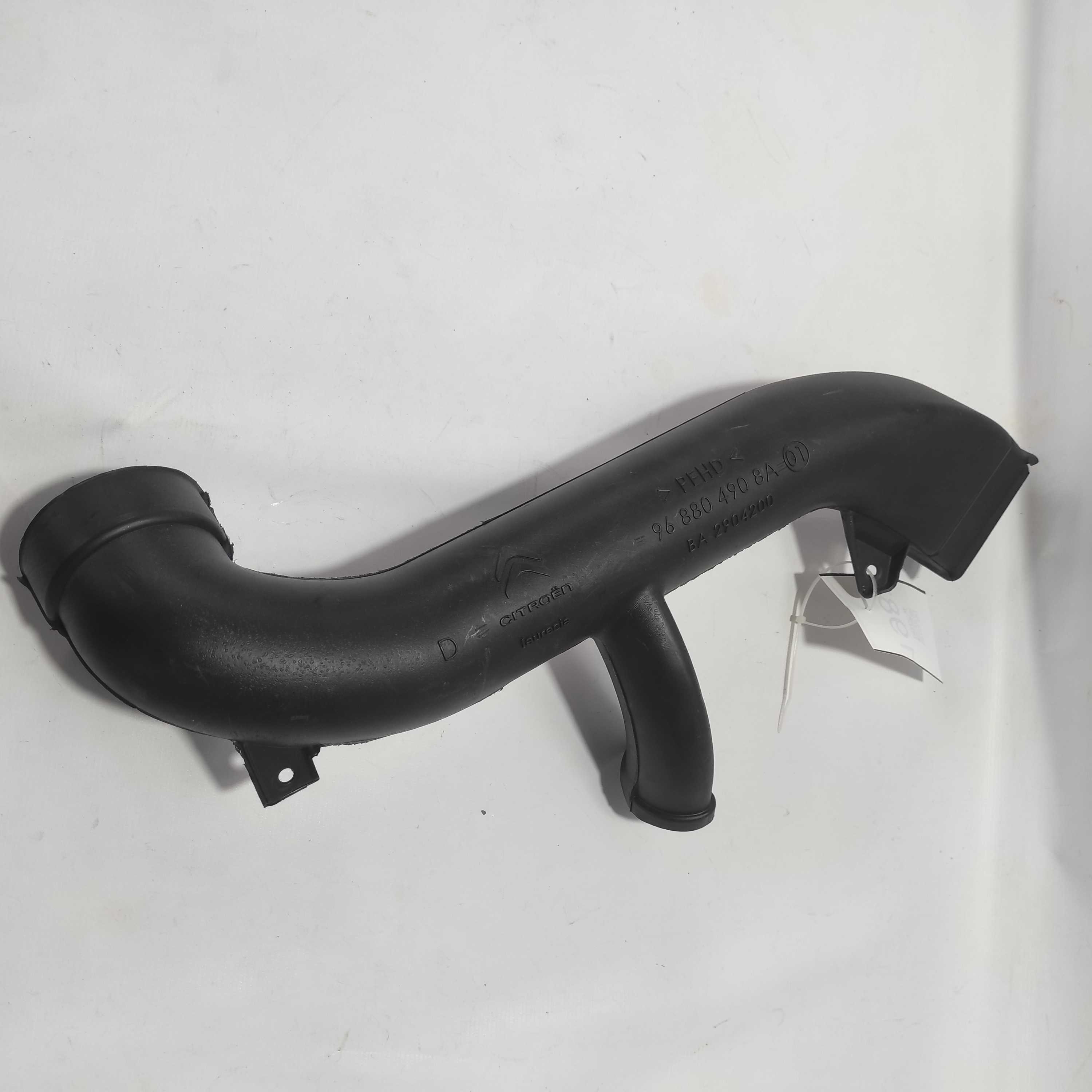 Tubo De Ventilação Direito Citroen C3 Picasso 968804908a 2