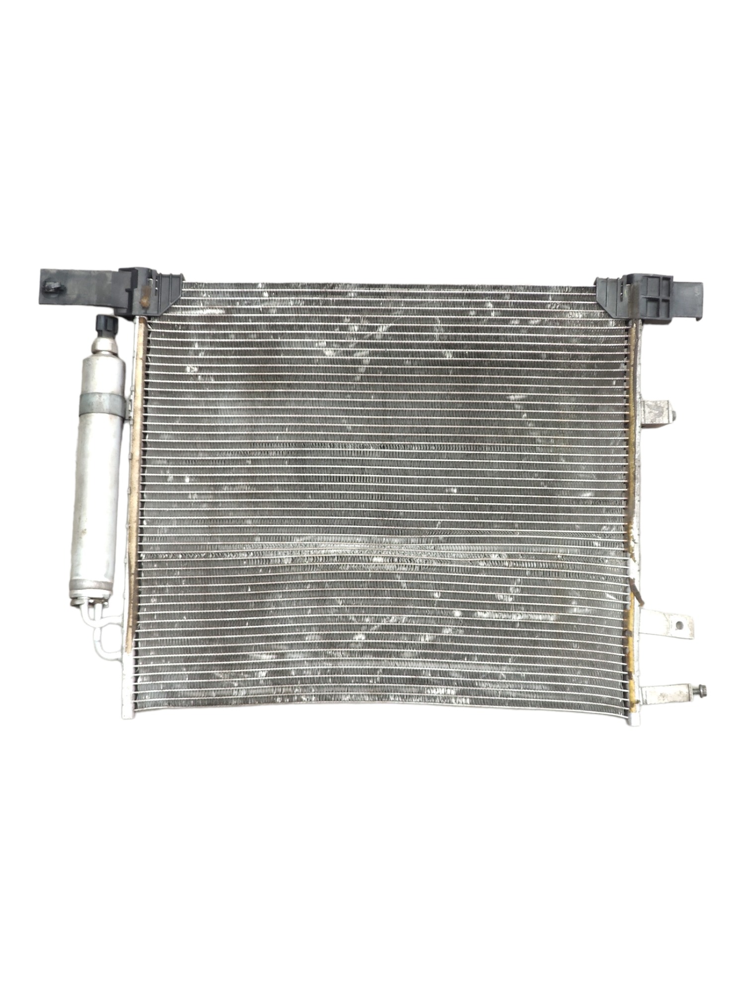 Condensador Ar Condicionado Nissan March S 2014 Com Detalhe 1