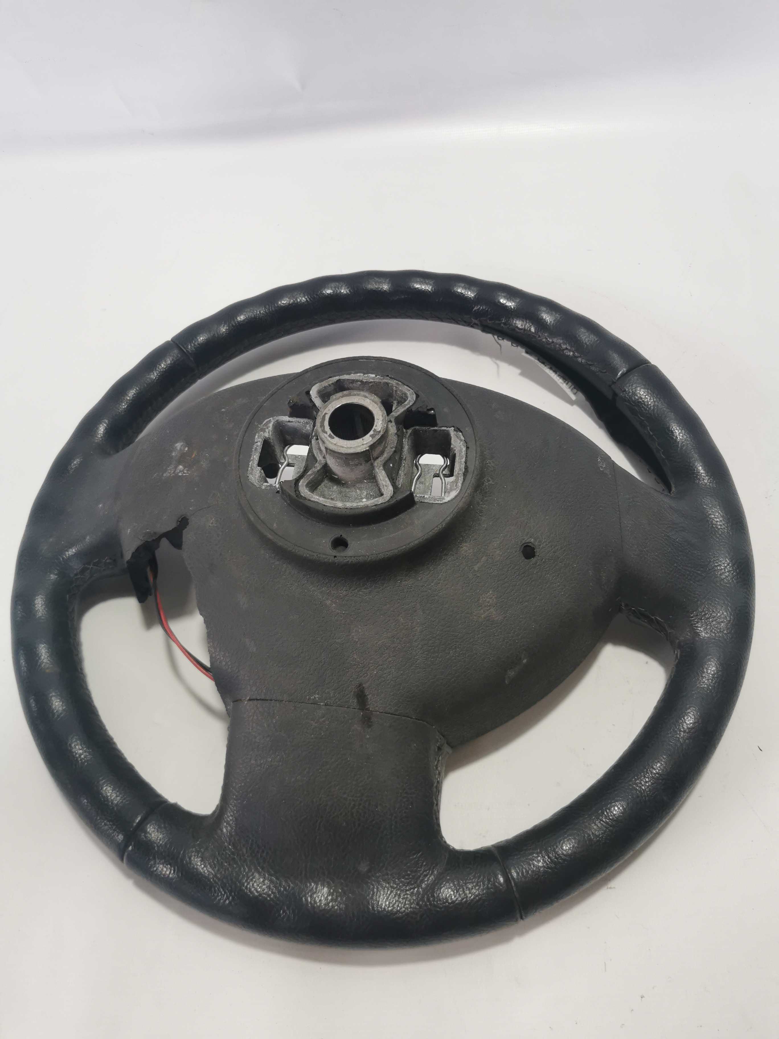 Volante Sandero Stepway 2013 484002969 4