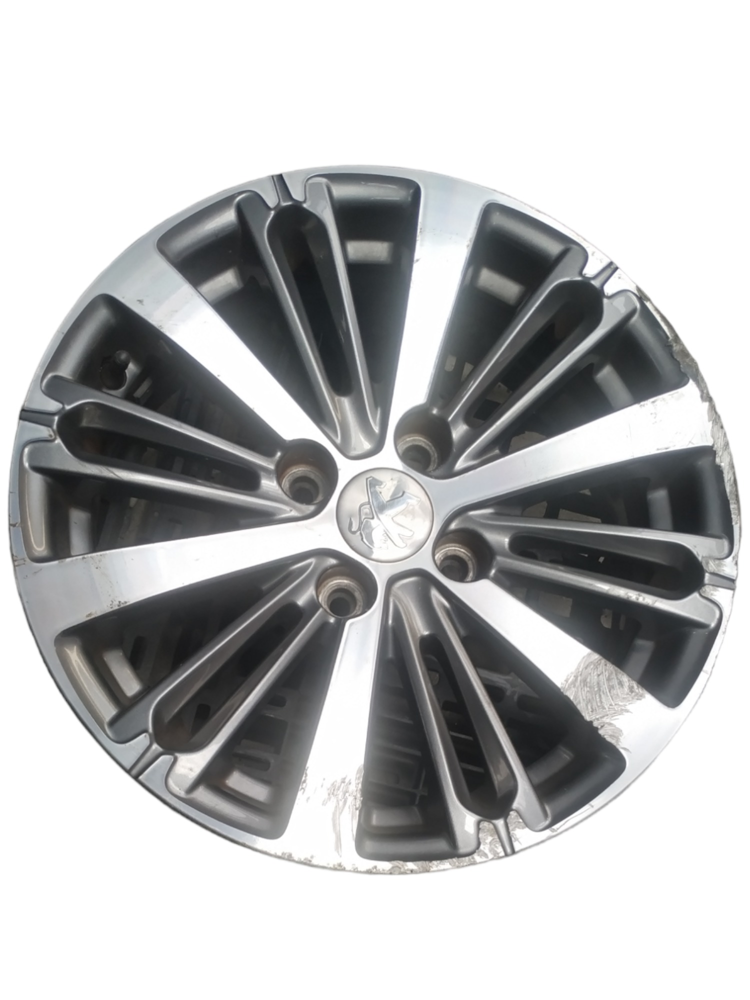 Roda Peugeot 208 2017 Com Detalhe
