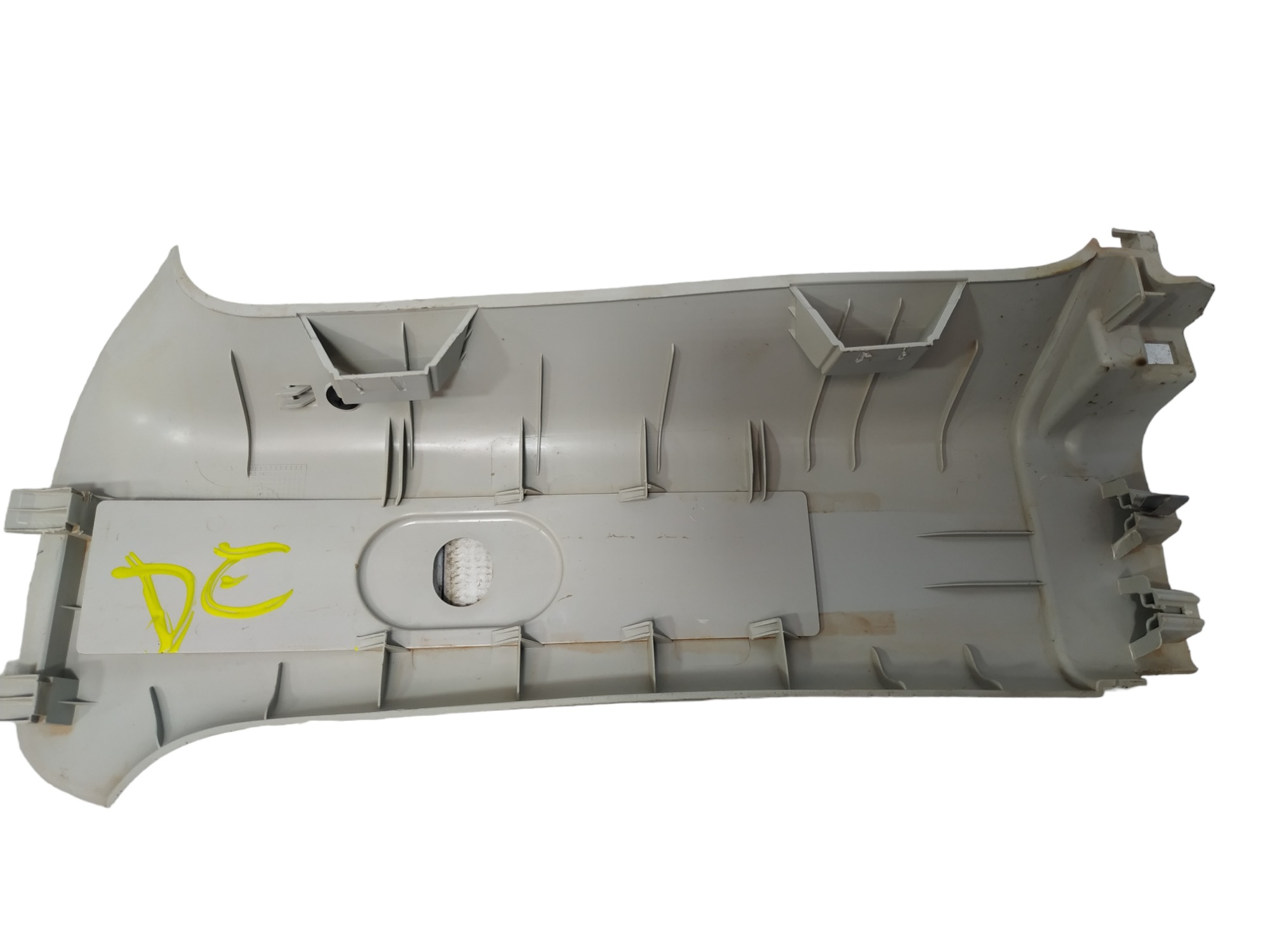 Moldura Coluna Cinto Dianteiro Esquerdo Vw Saveiro 2015 2