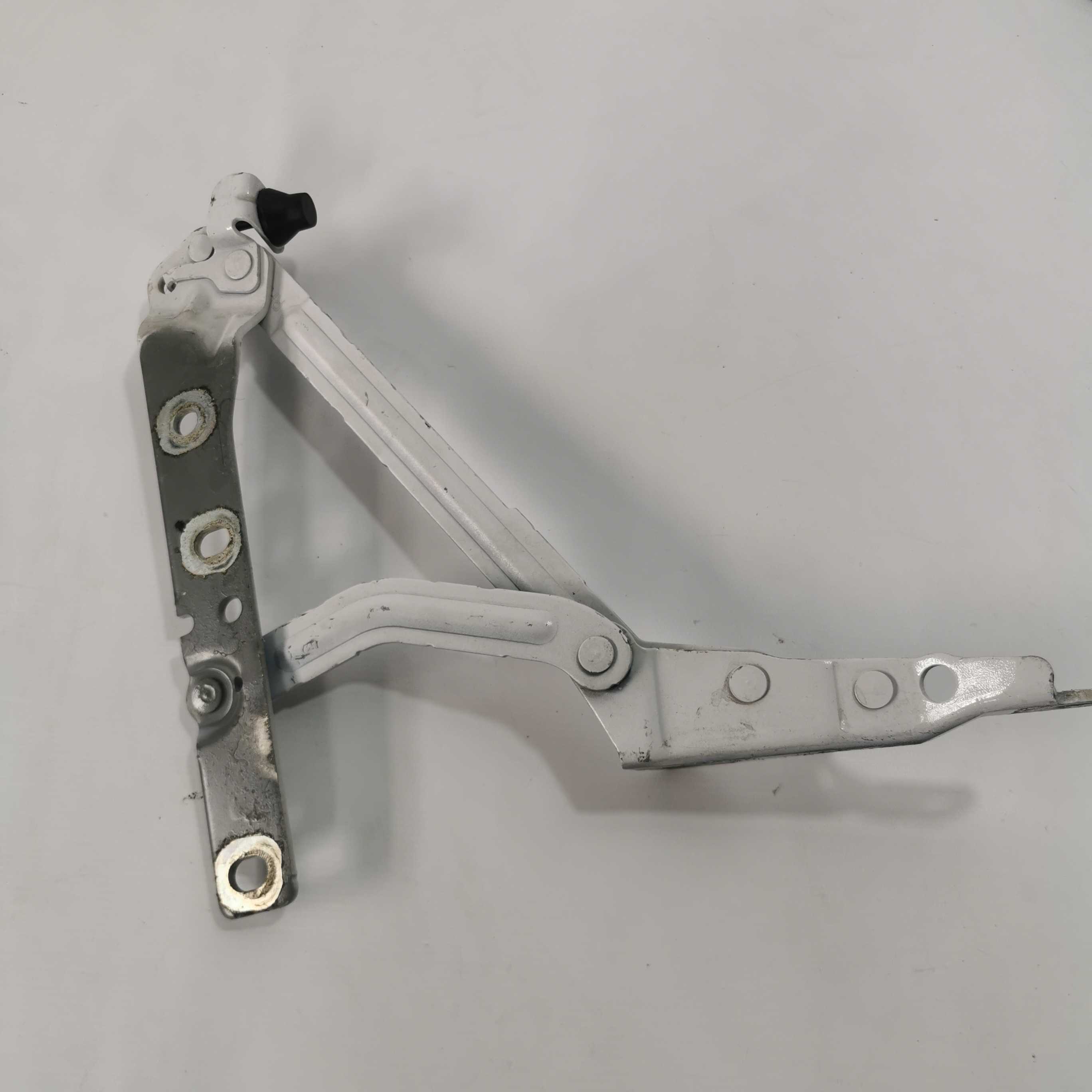 Dobradiça Direita Tampa Traseira Ford Ka Se 6s65f42700ac 2