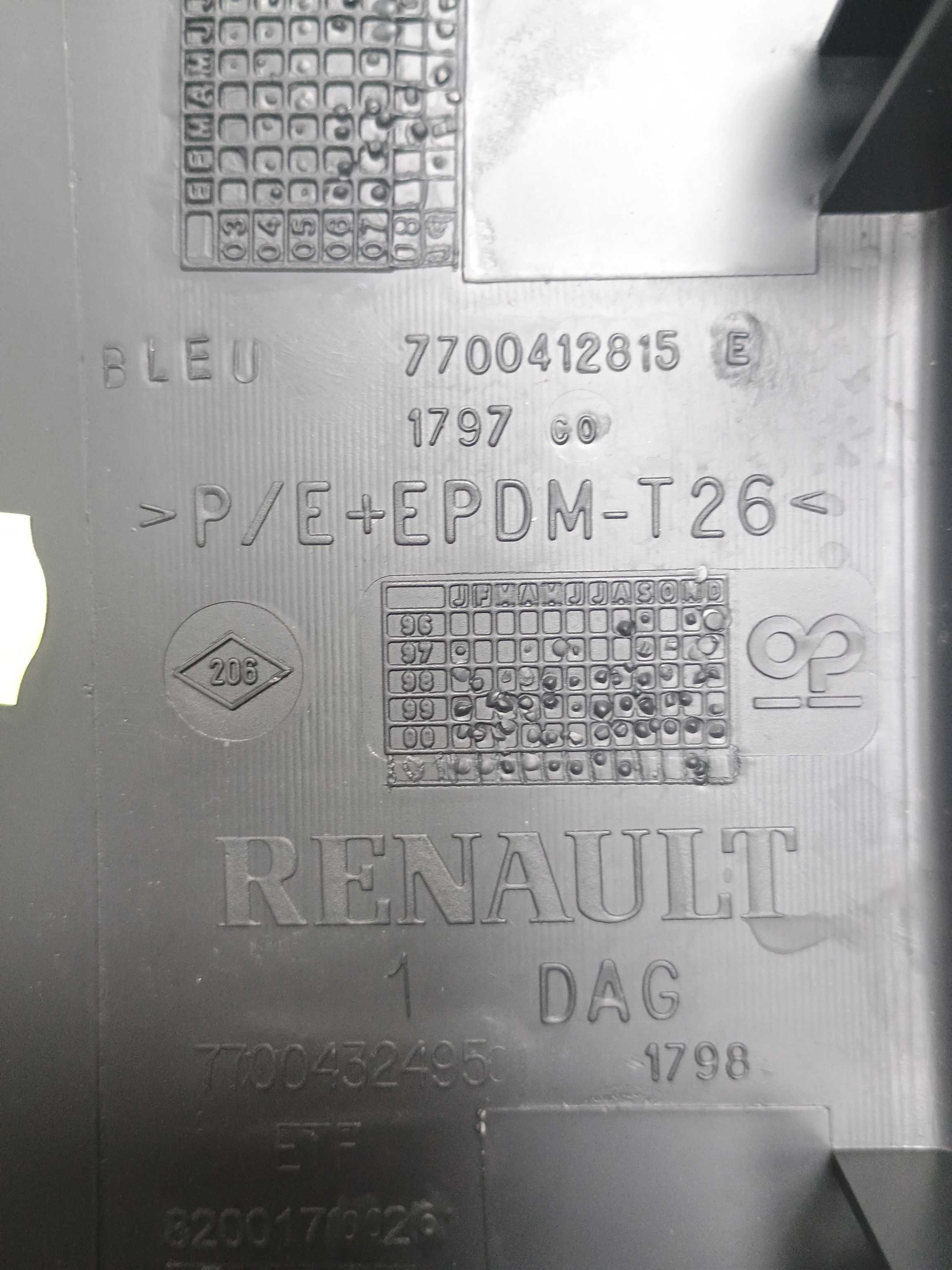 Moldura Superior Coluna Direção Renault Clio 1.0 16v 2011 4