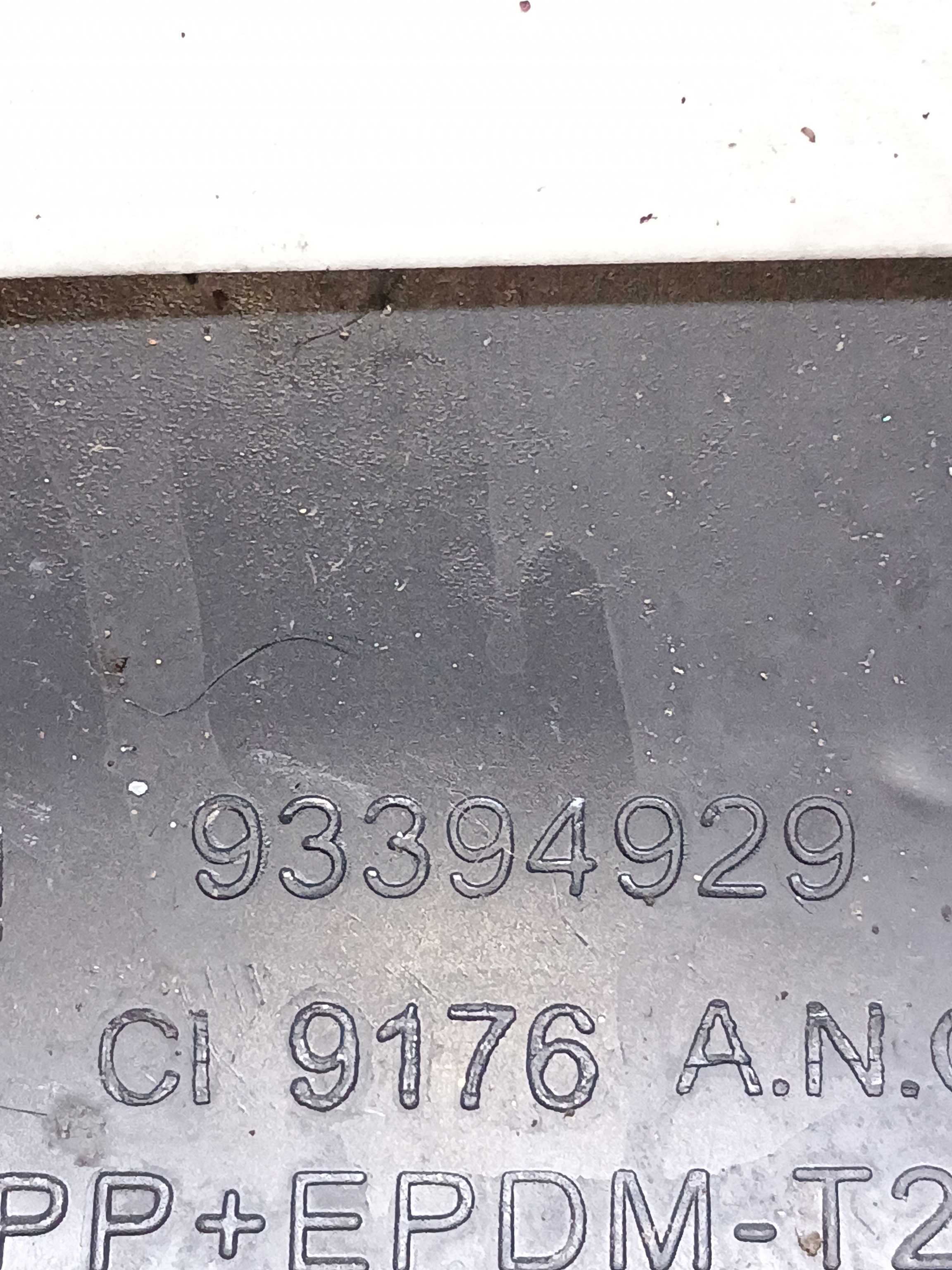 Moldura Inferior Coluna Direção Gm Meriva 1.8 2005 93394929 4