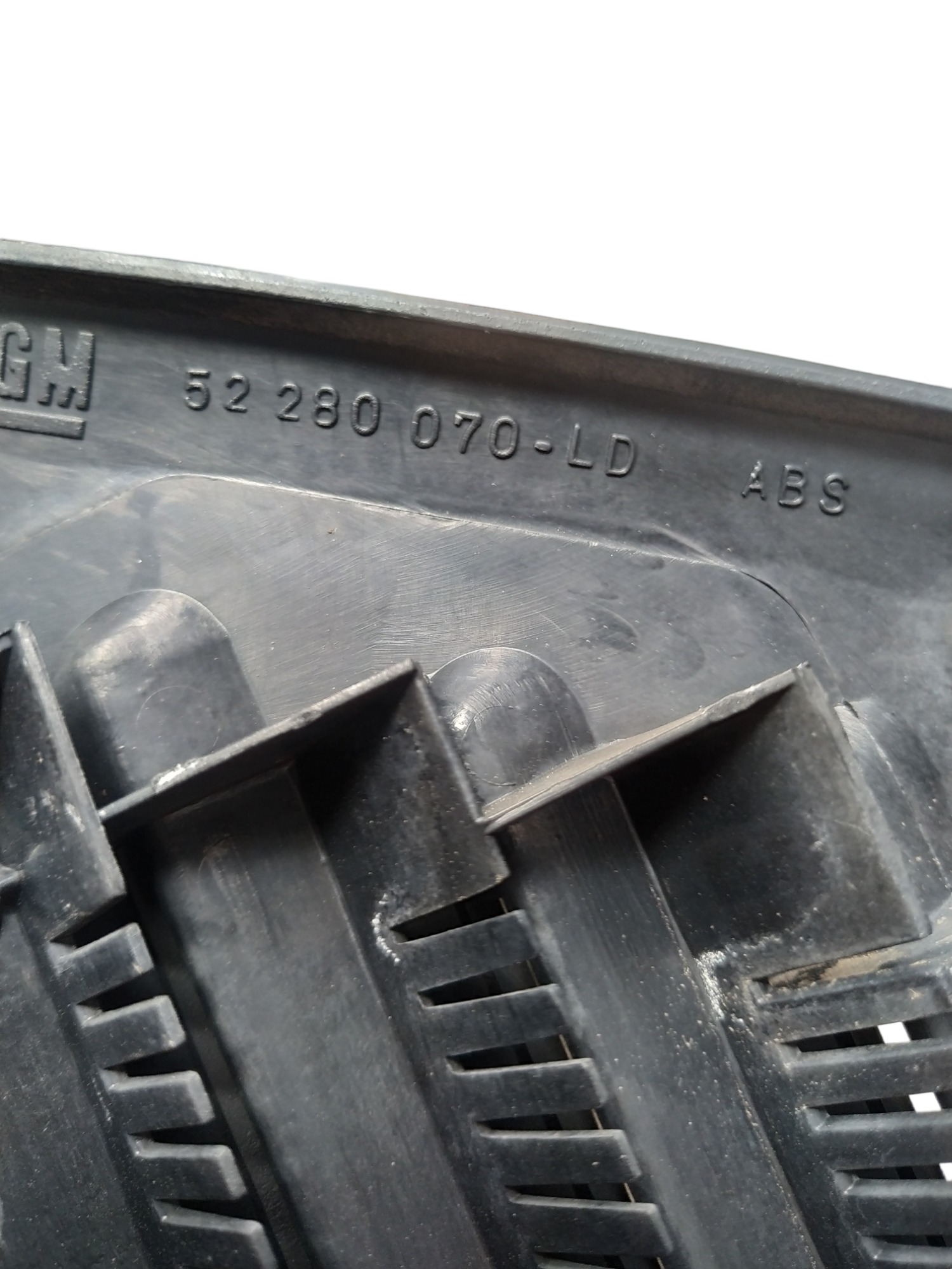Moldura Traseira Externa Direita Gm Kadett 1991 3