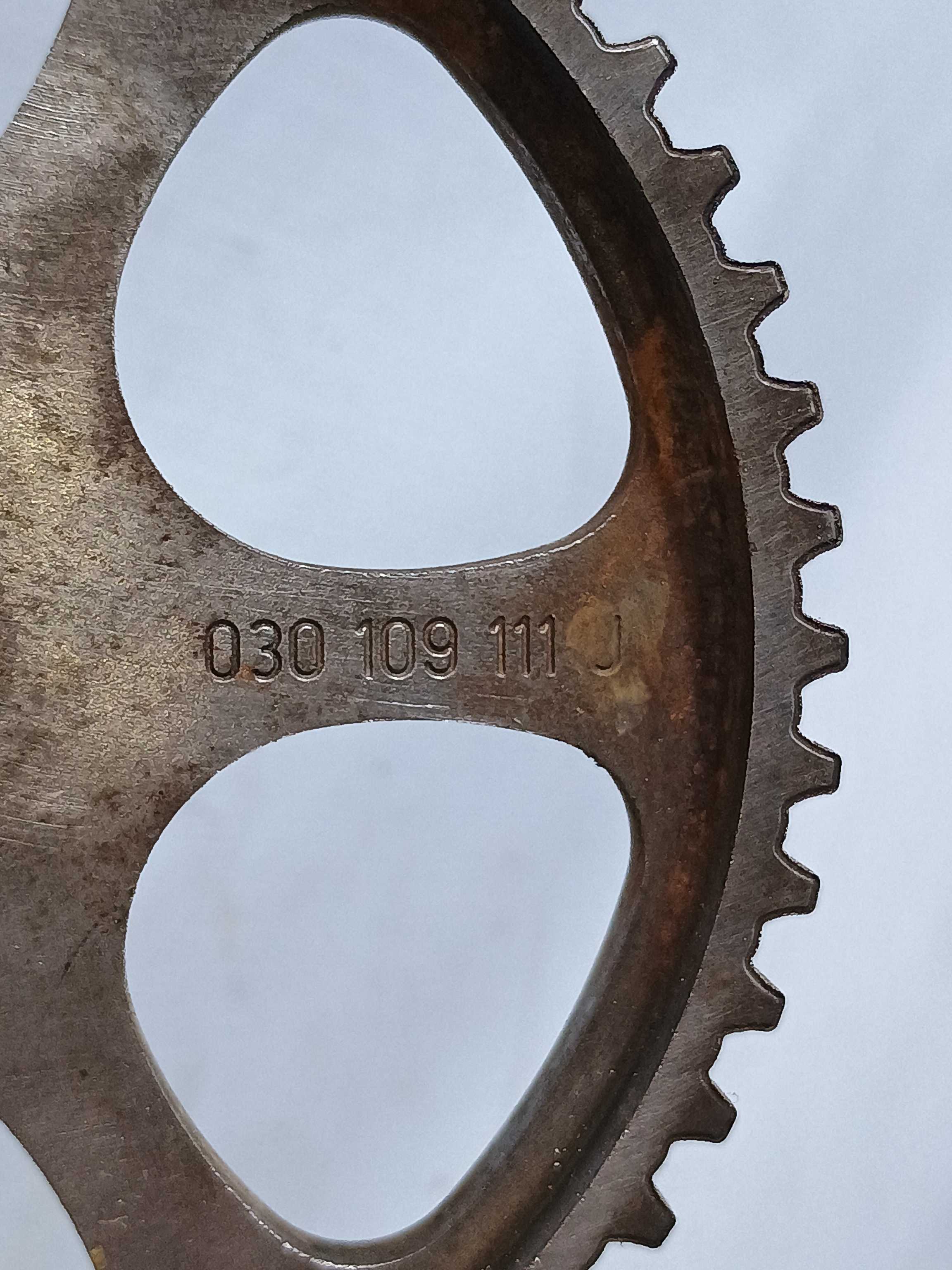 Polia Comando Válvula Vw Spacefox 1.6 2018 03010911j 4