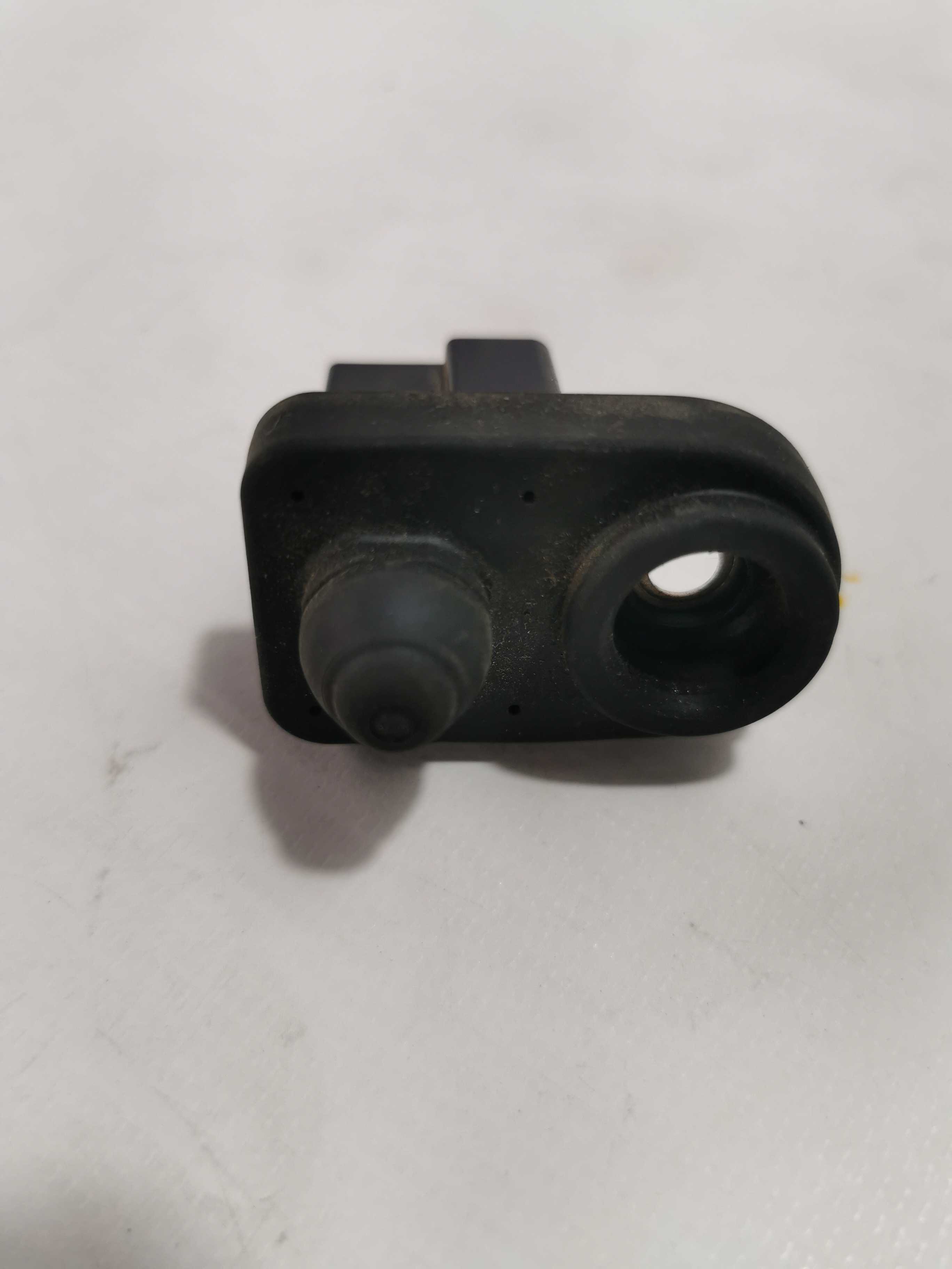 Sensor De Porta Nissan Versa 2019/2020 2