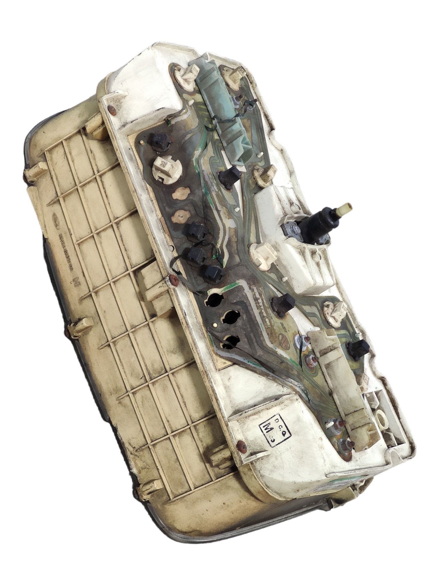 Painel de instrumentos VW Apolo GLS 1991 com detalhes 3