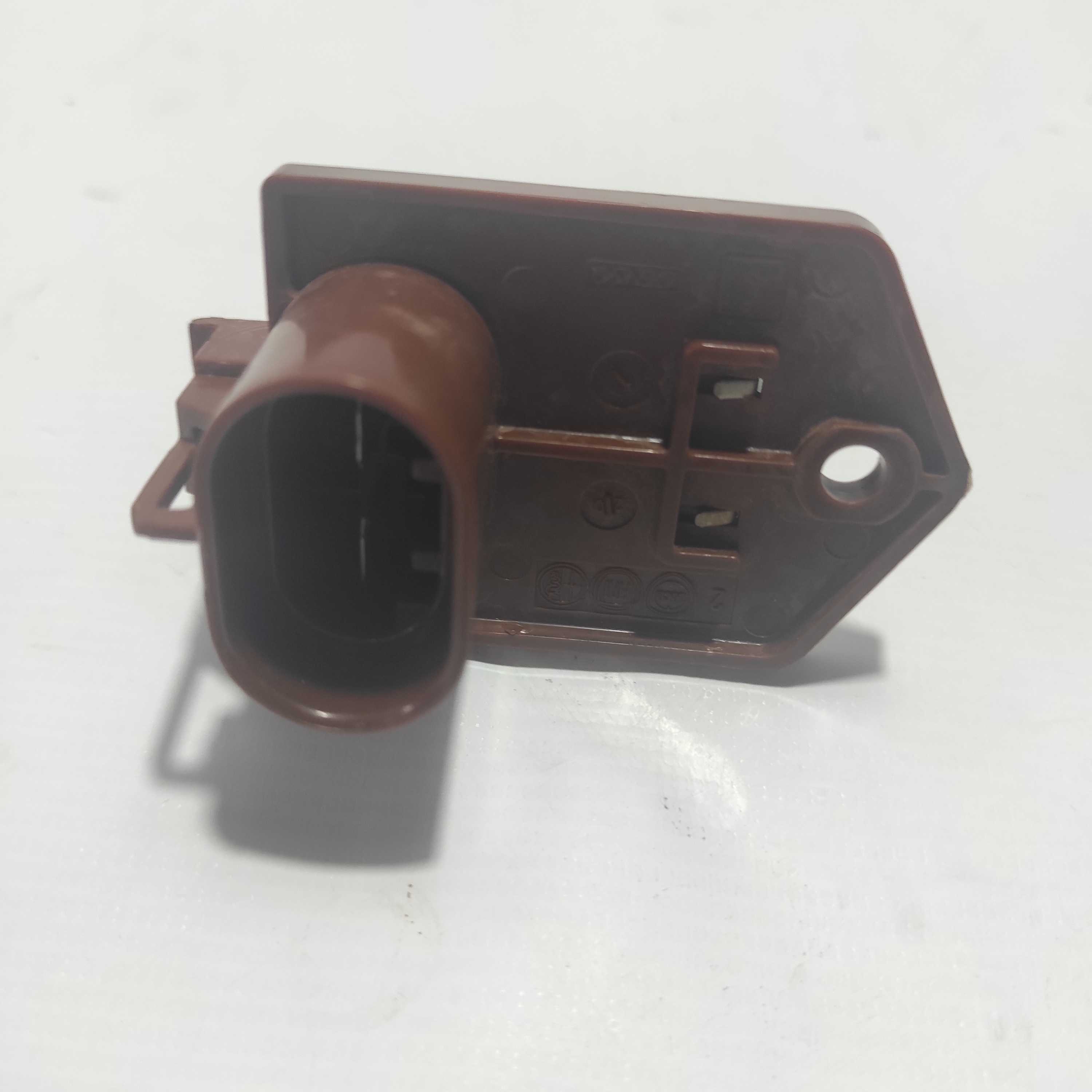 Resistência Eletroventilador Fiat Mobi Like 51002400 2