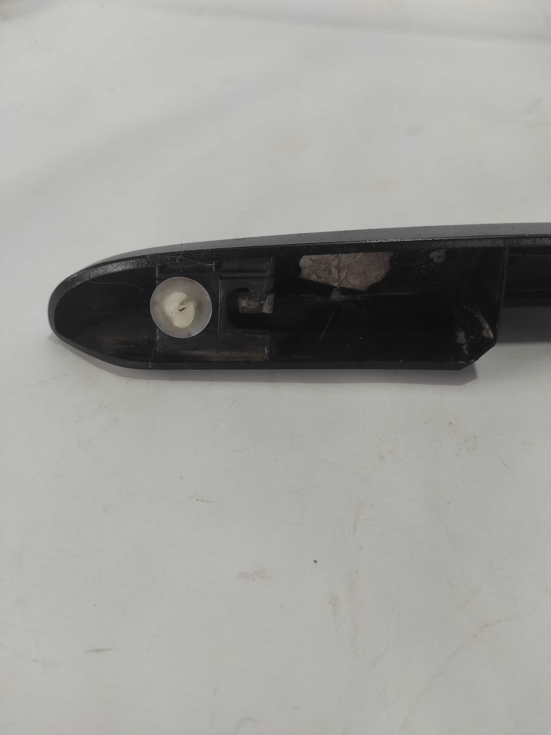 Aplique Com Abertura Porta-malas Citroen C3 Glx 9680688977 3